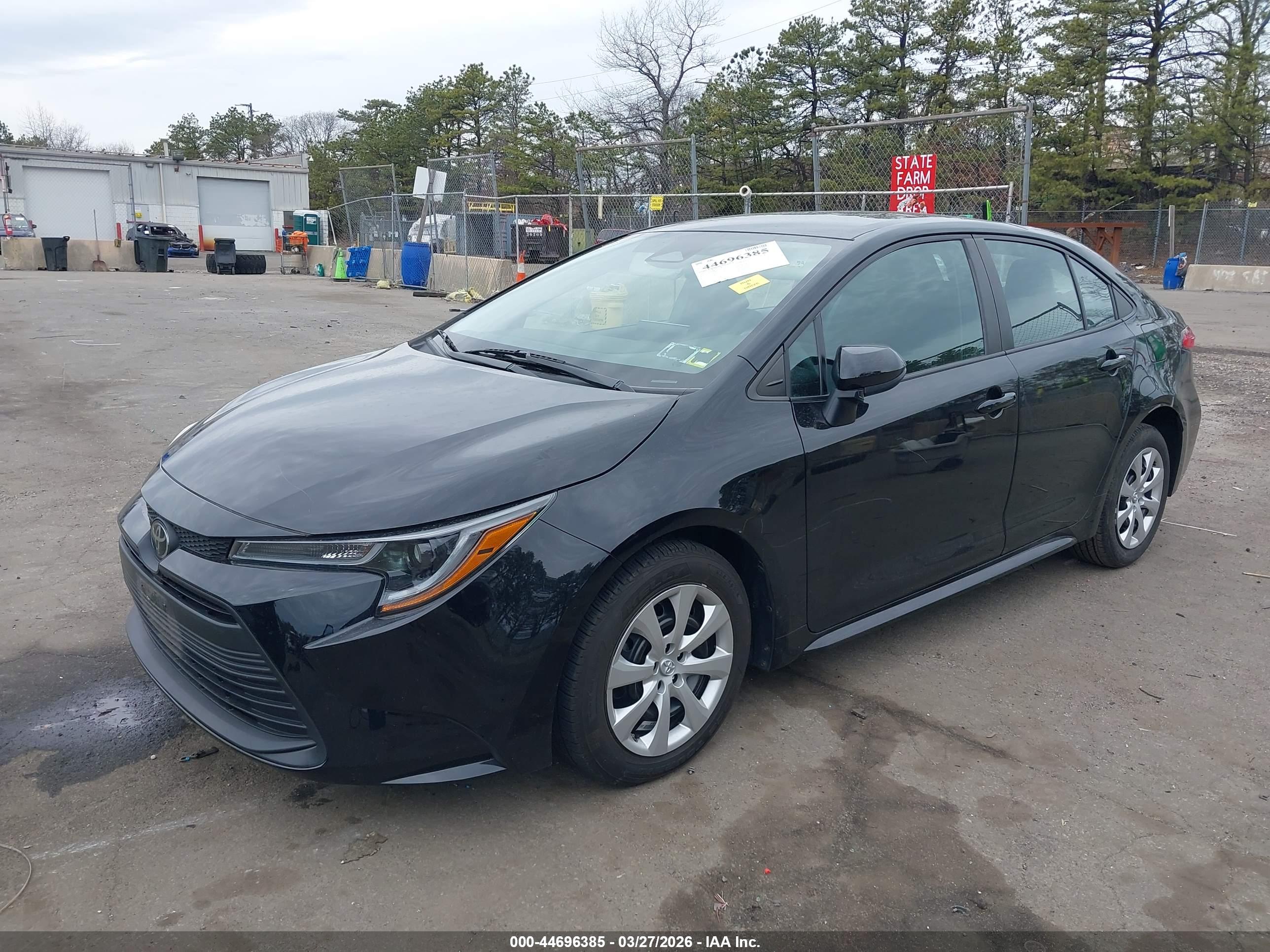 TOYOTA COROLLA image 2