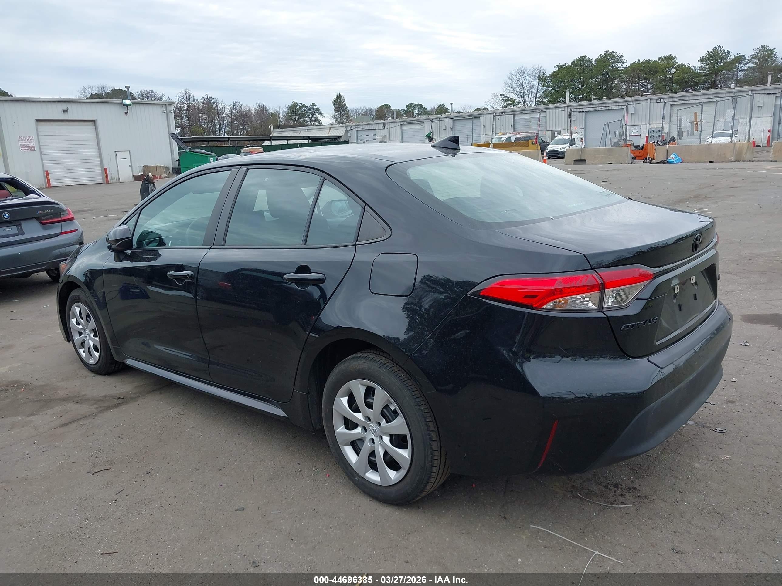 TOYOTA COROLLA image 3