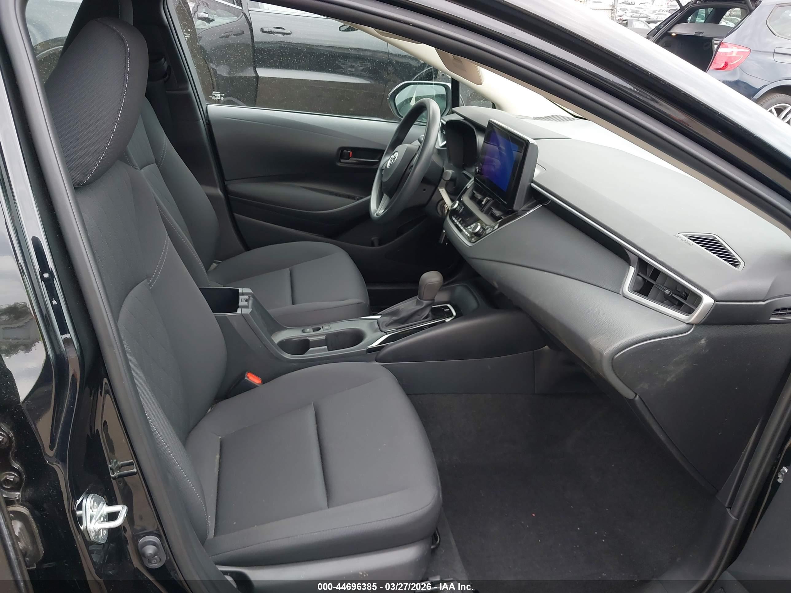 TOYOTA COROLLA image 5