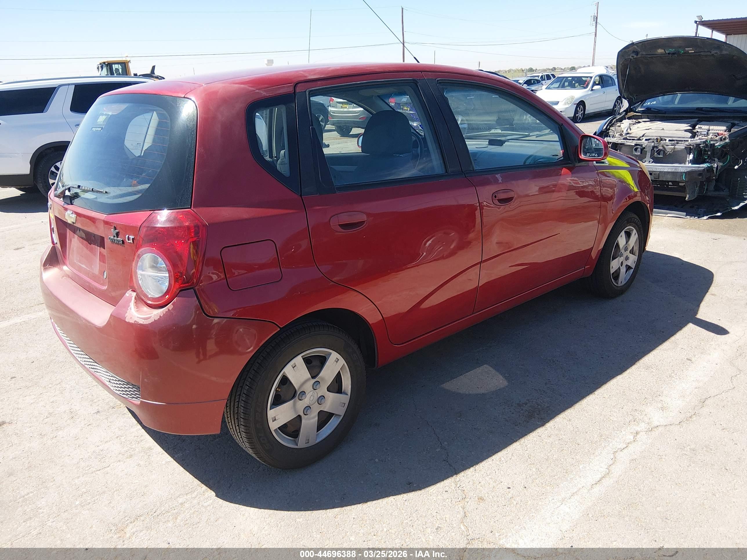 CHEVROLET AVEO image 4
