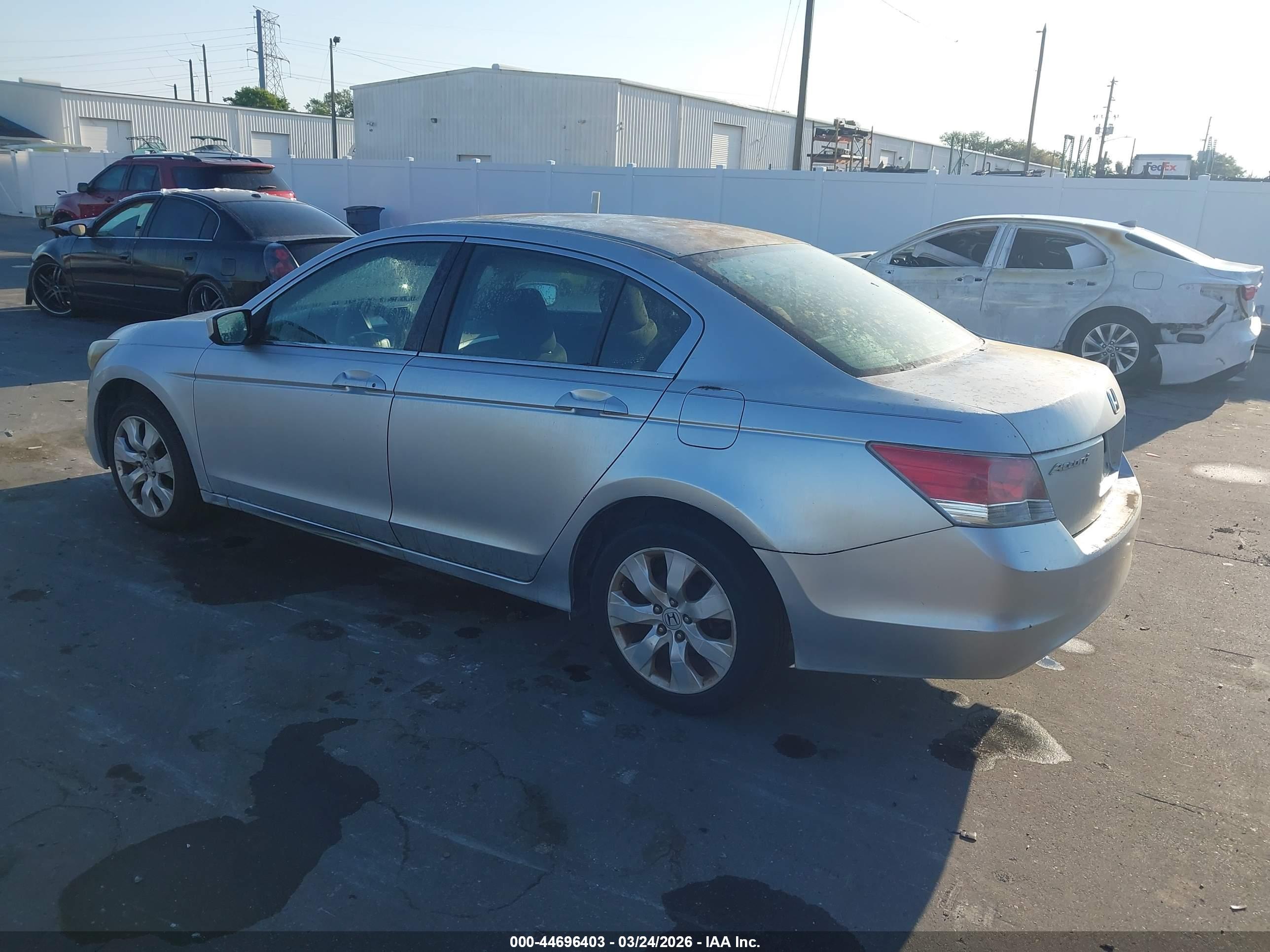 HONDA ACCORD image 3