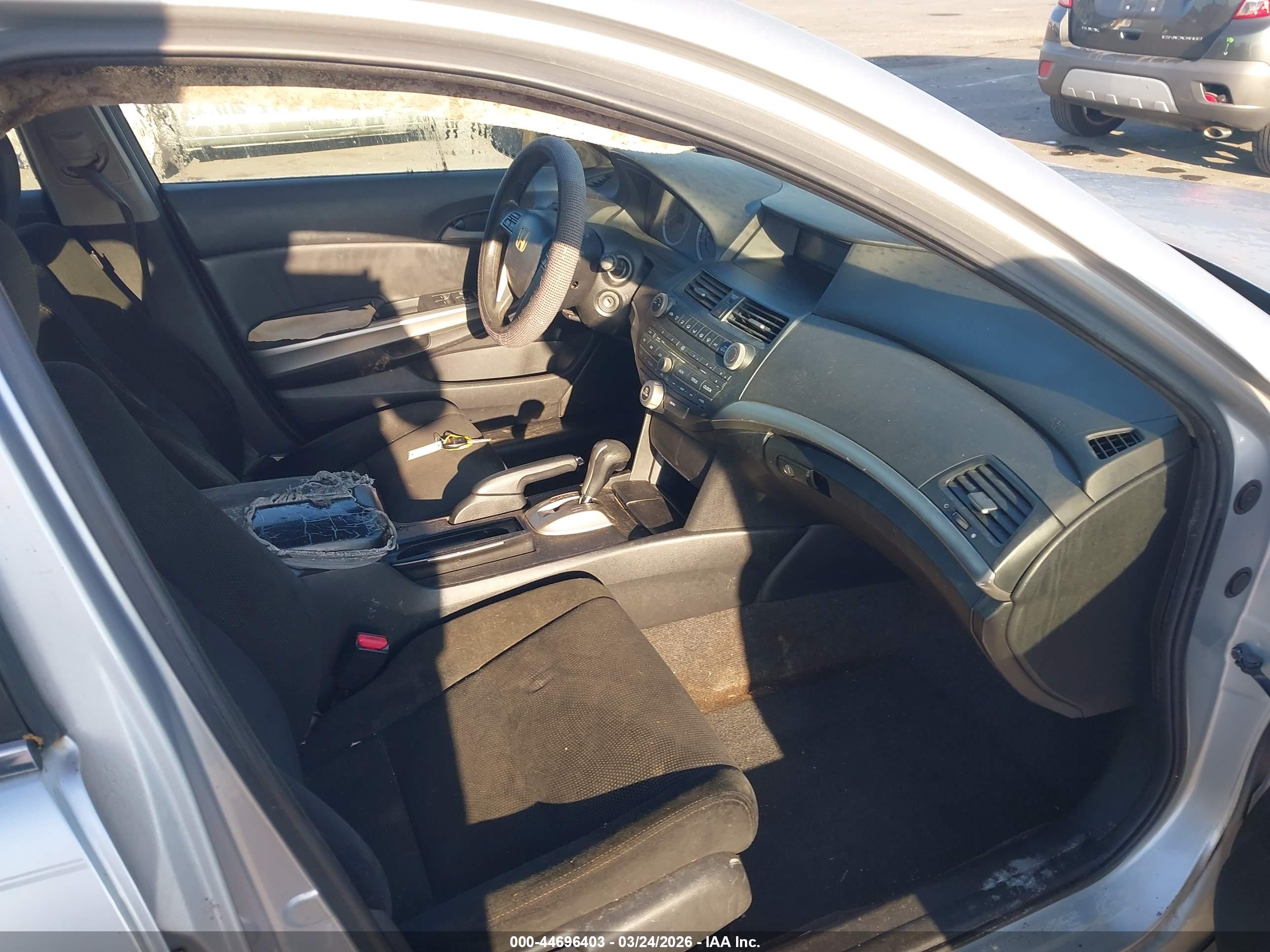 HONDA ACCORD image 5