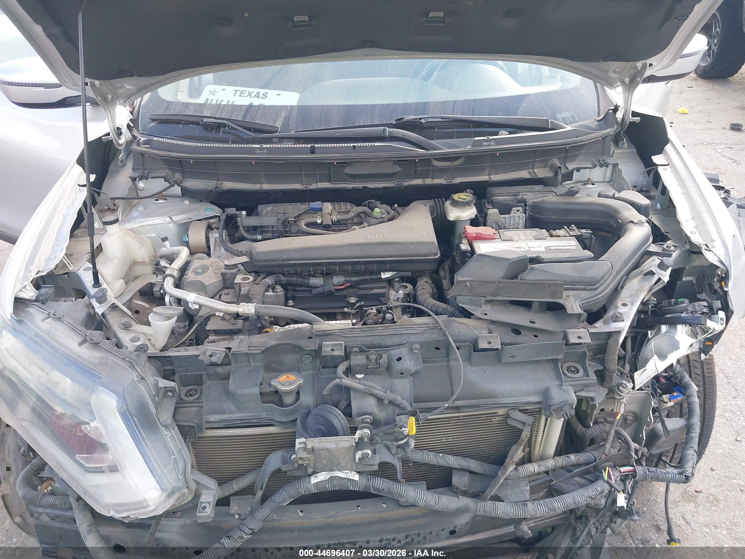 NISSAN ROGUE image 10