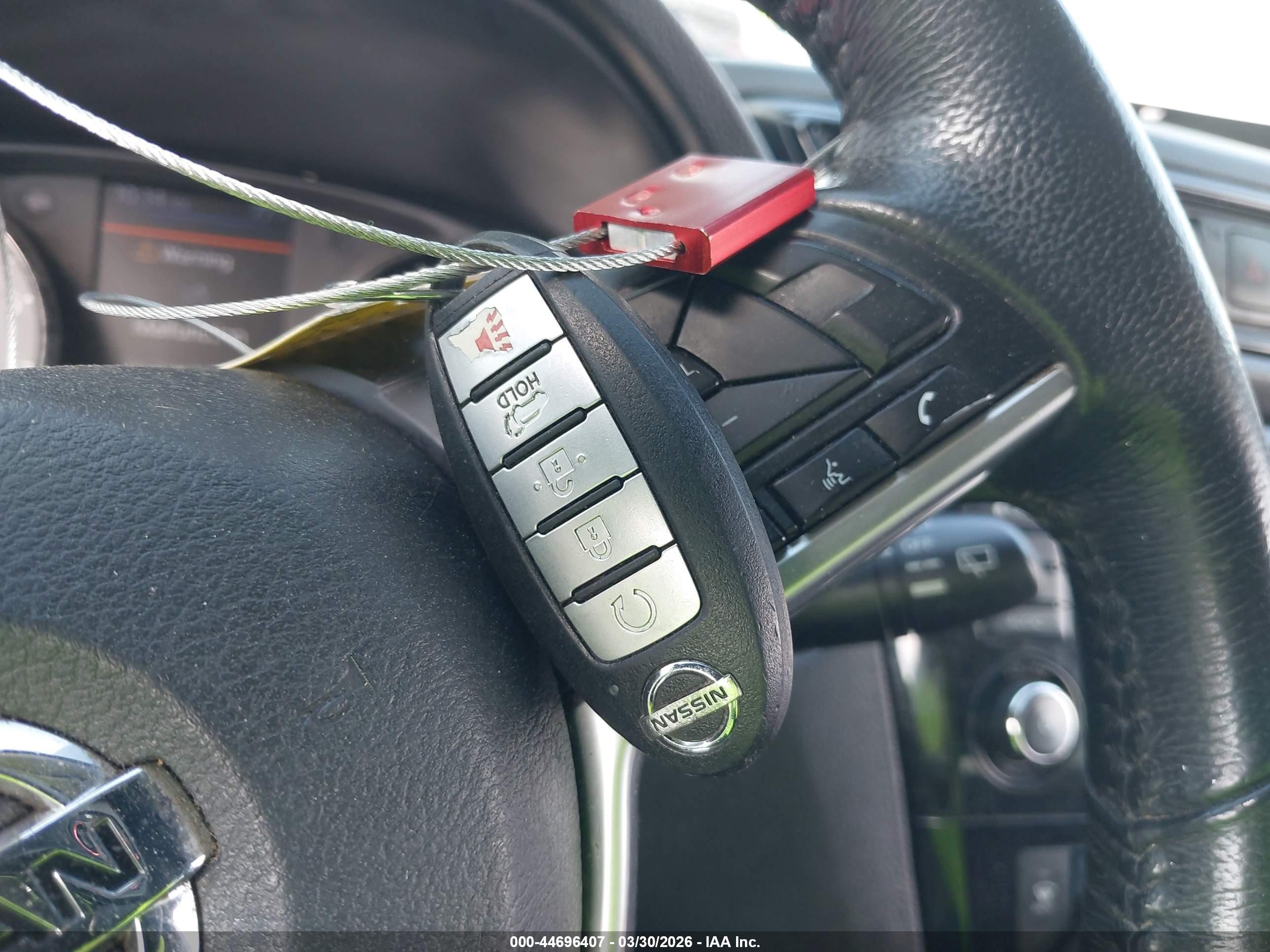 NISSAN ROGUE image 11