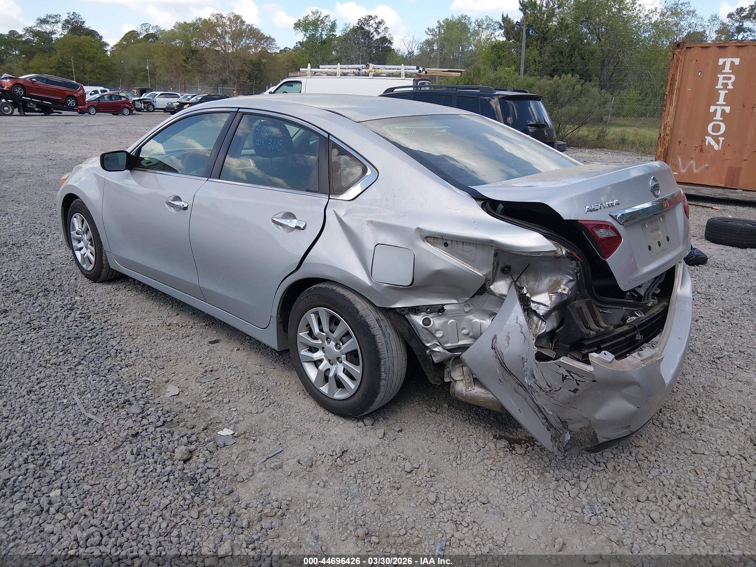 NISSAN ALTIMA image 3