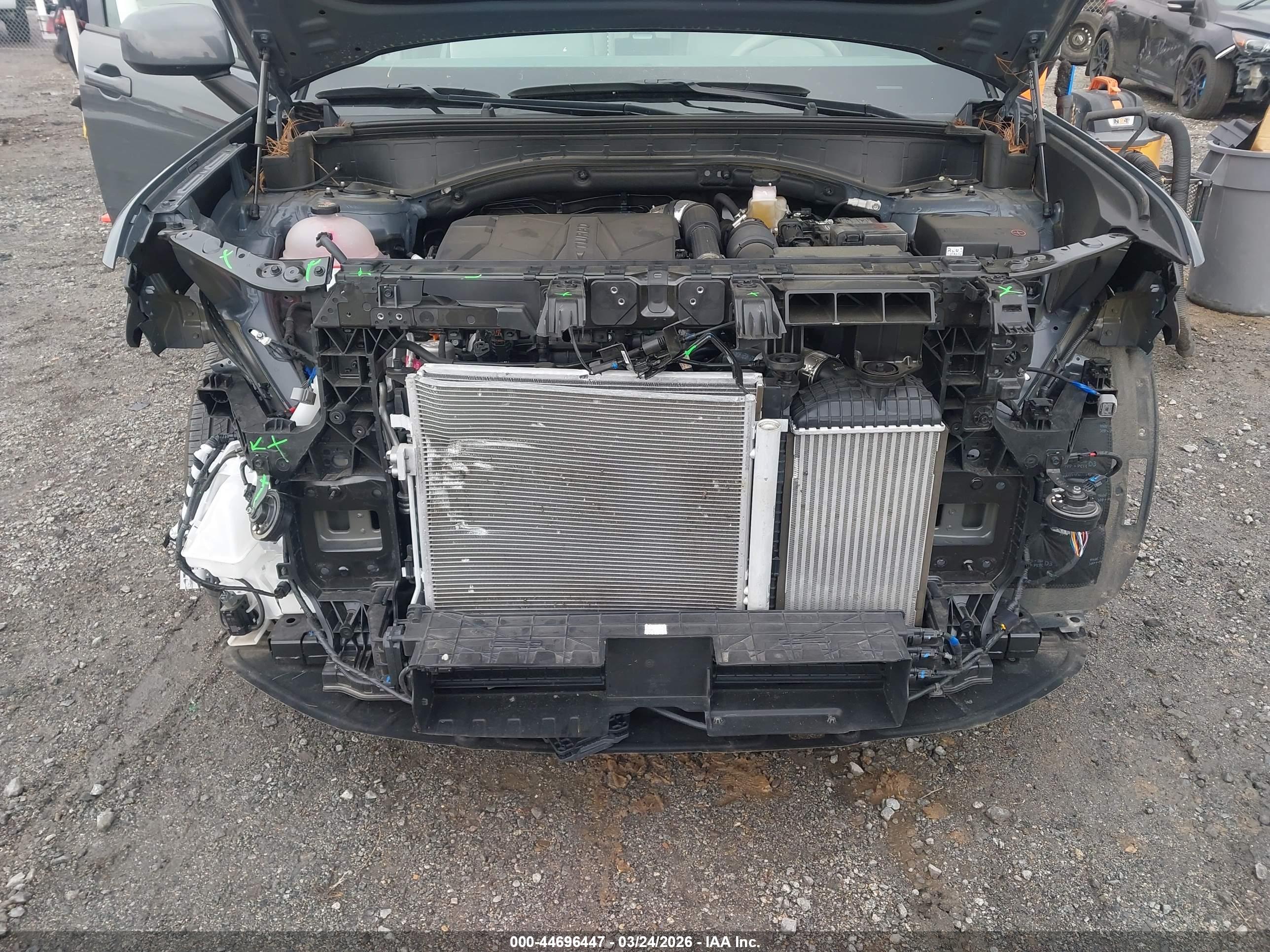 HYUNDAI SANTA image 10