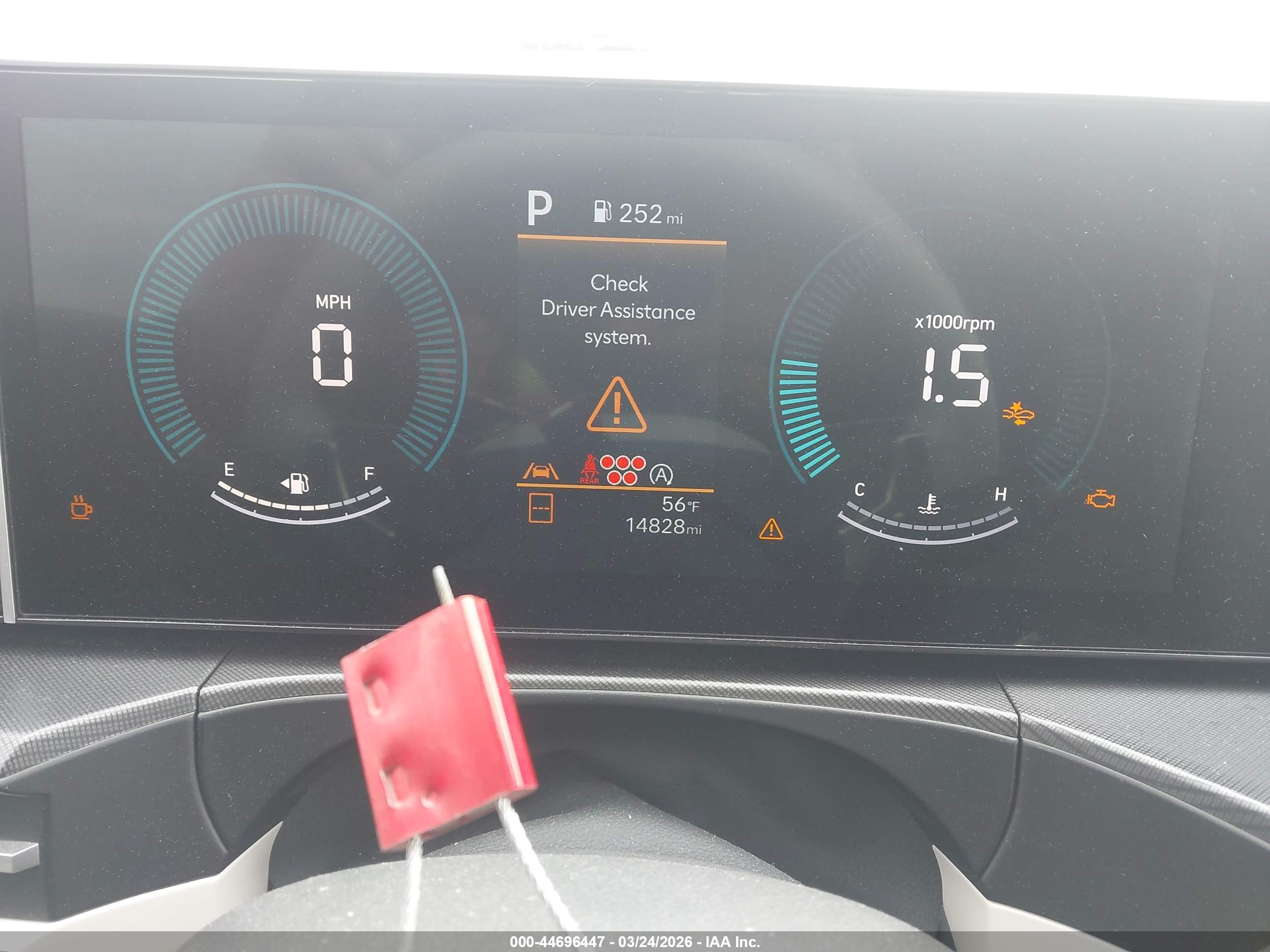 HYUNDAI SANTA image 7