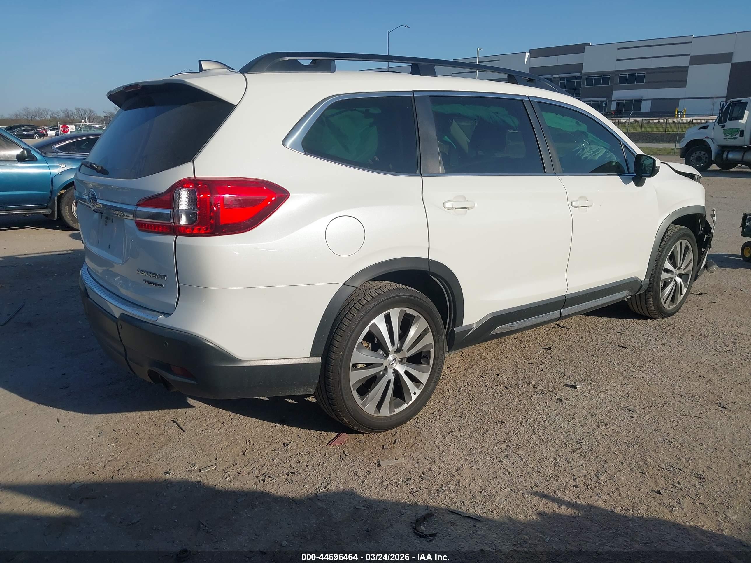 SUBARU ASCENT image 4