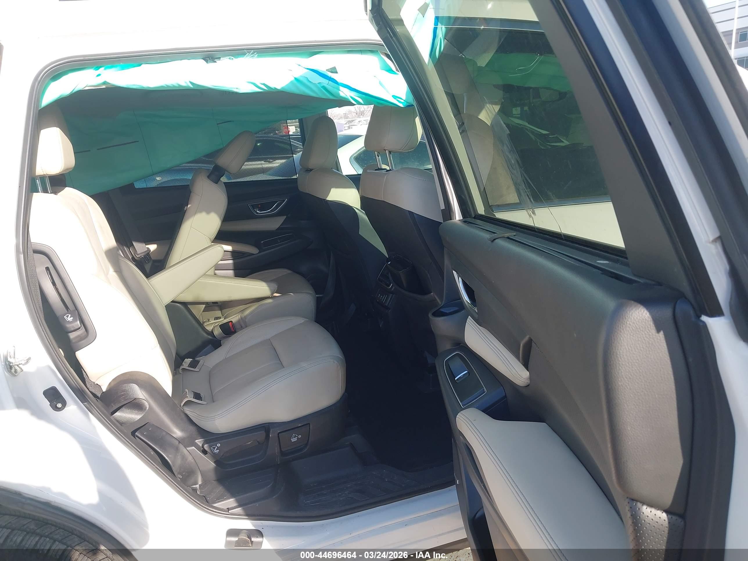 SUBARU ASCENT image 8