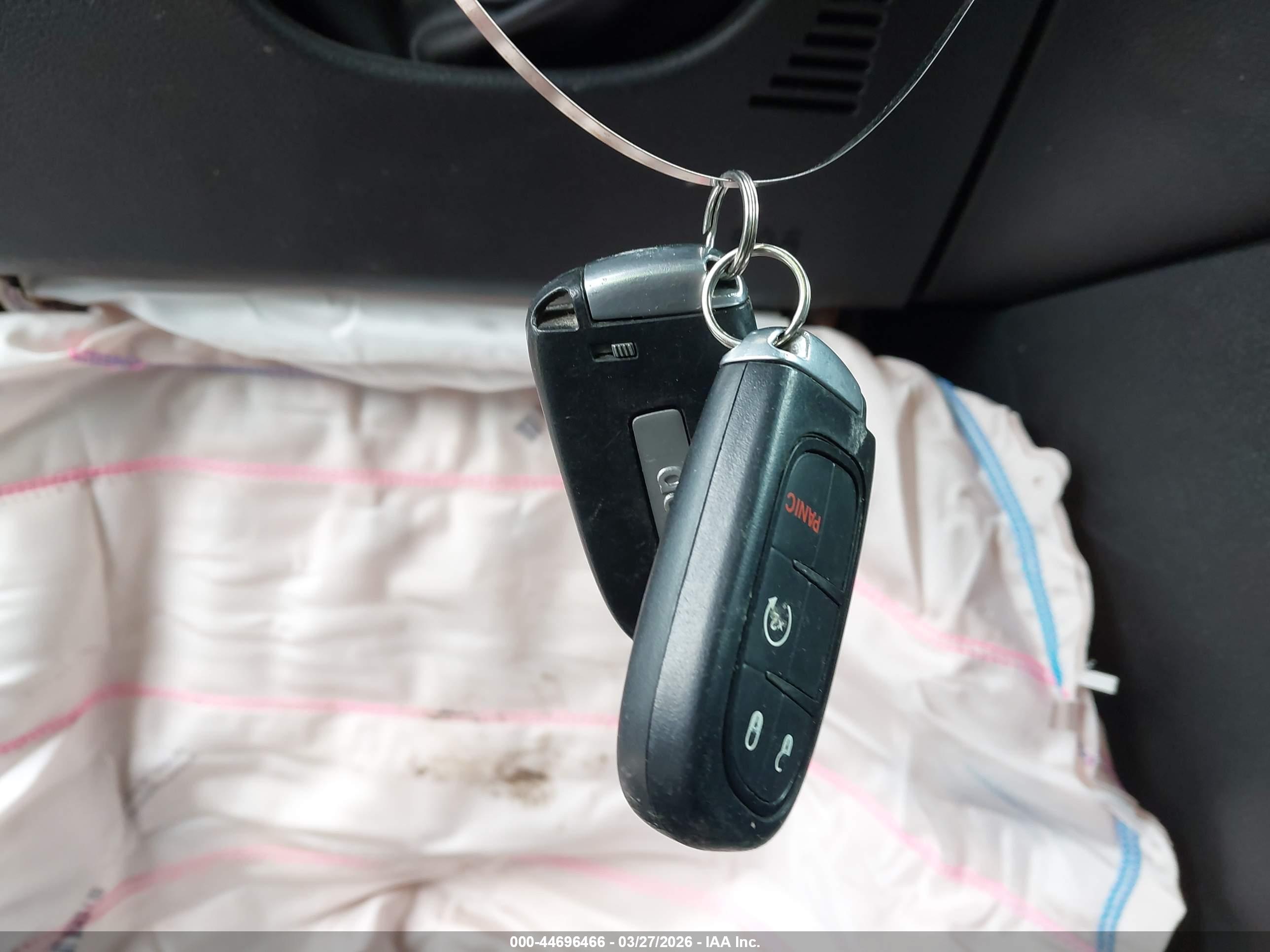 JEEP CHEROKEE image 11