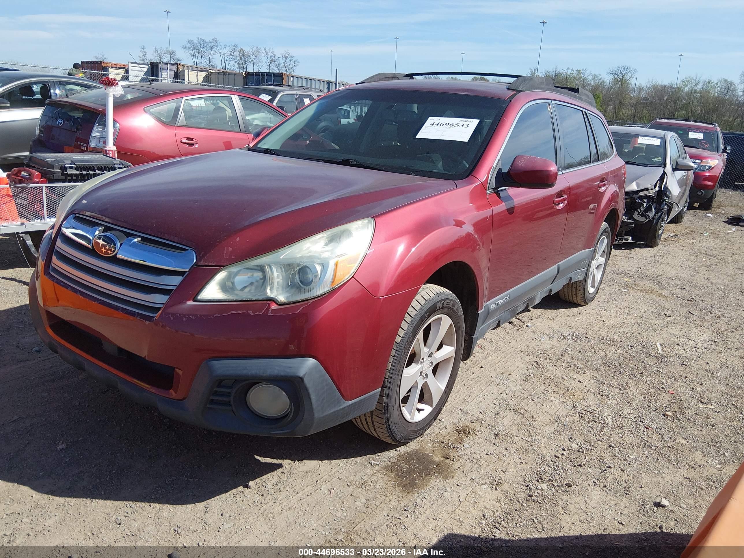 SUBARU OUTBACK image 2