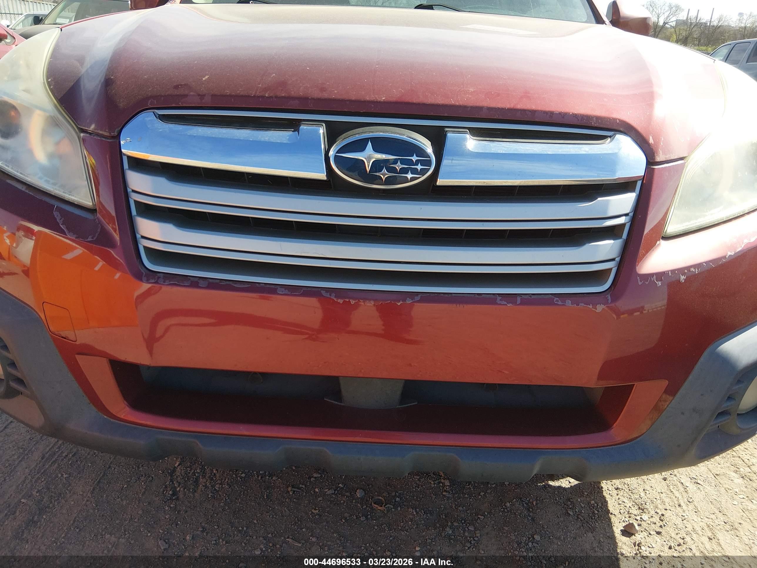SUBARU OUTBACK image 6