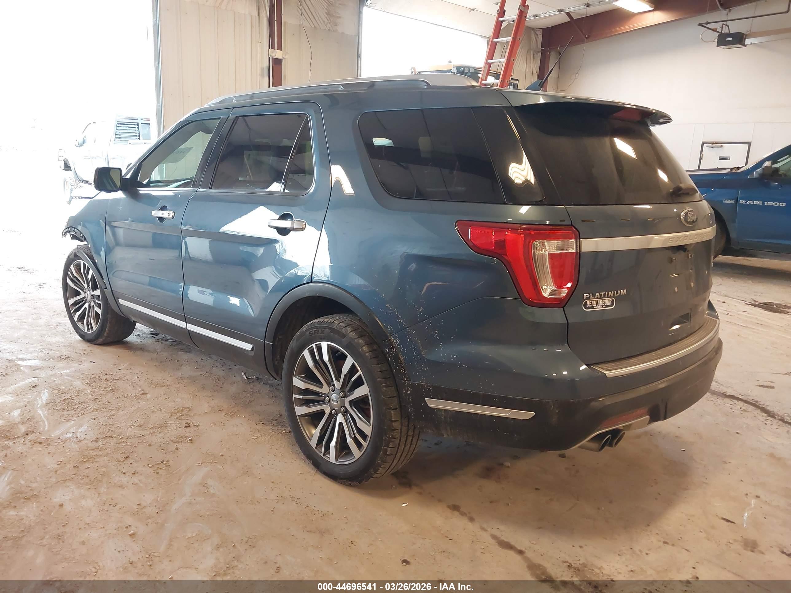 FORD EXPLORER image 3