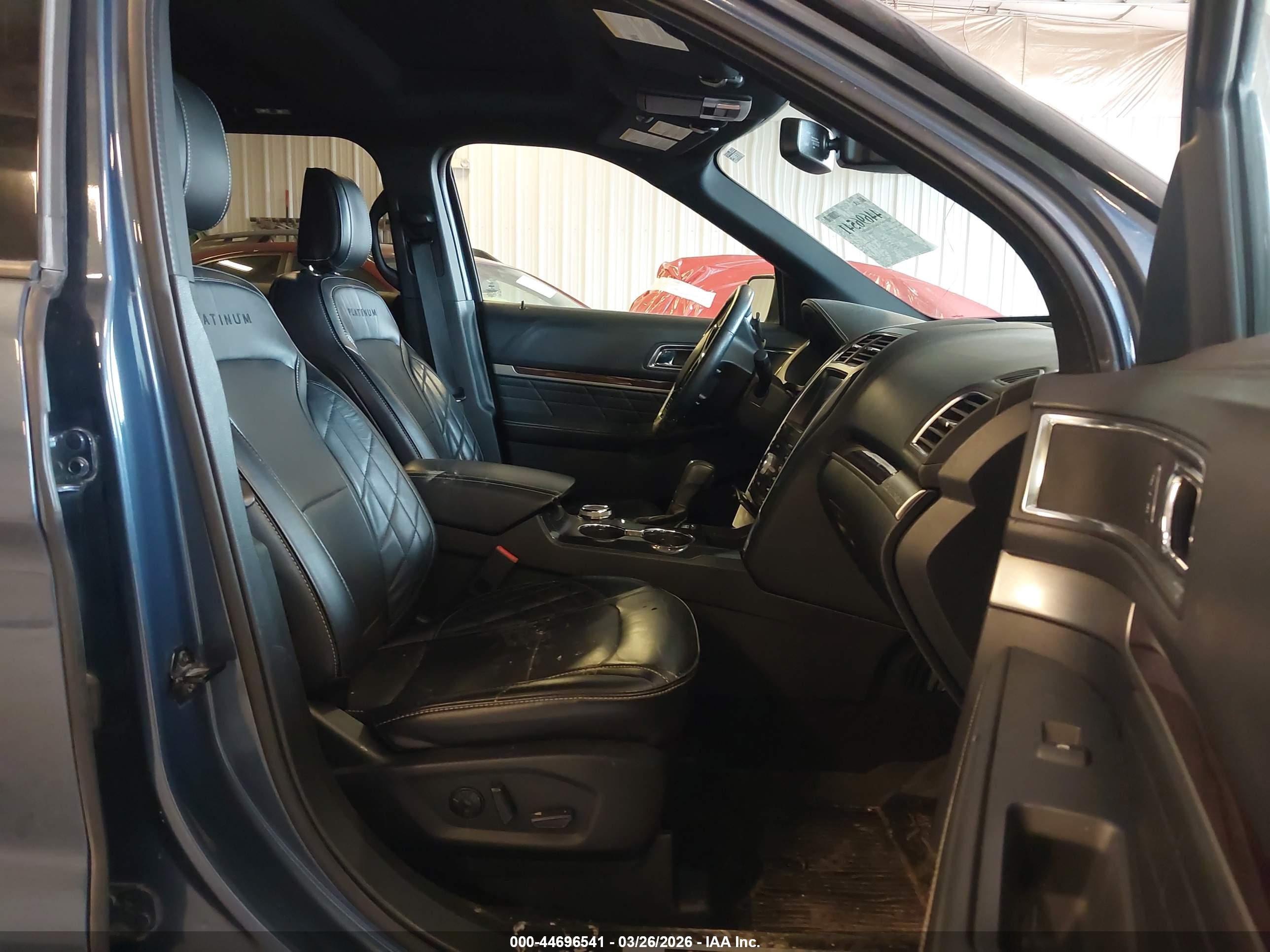 FORD EXPLORER image 5