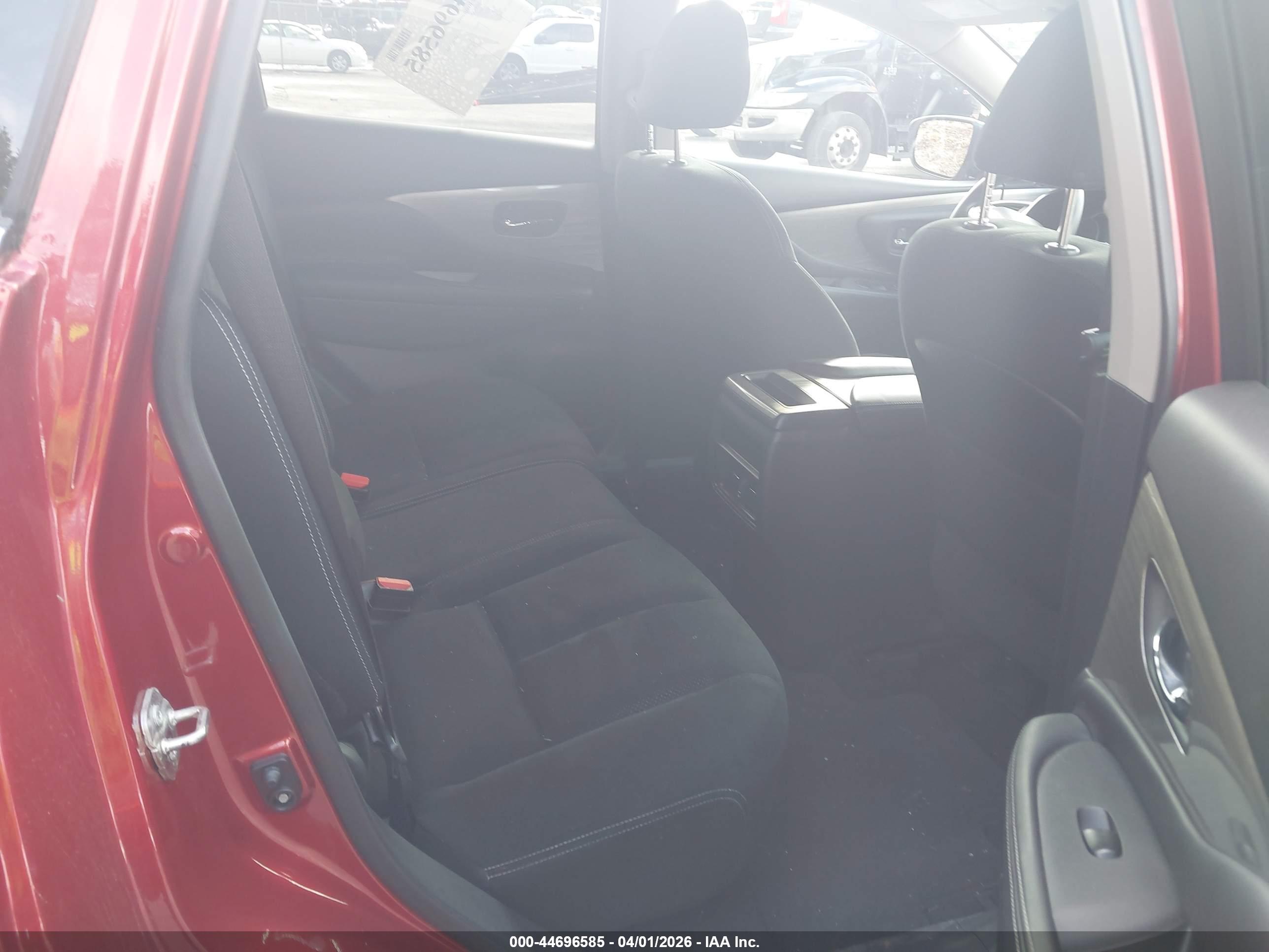 NISSAN MURANO image 8
