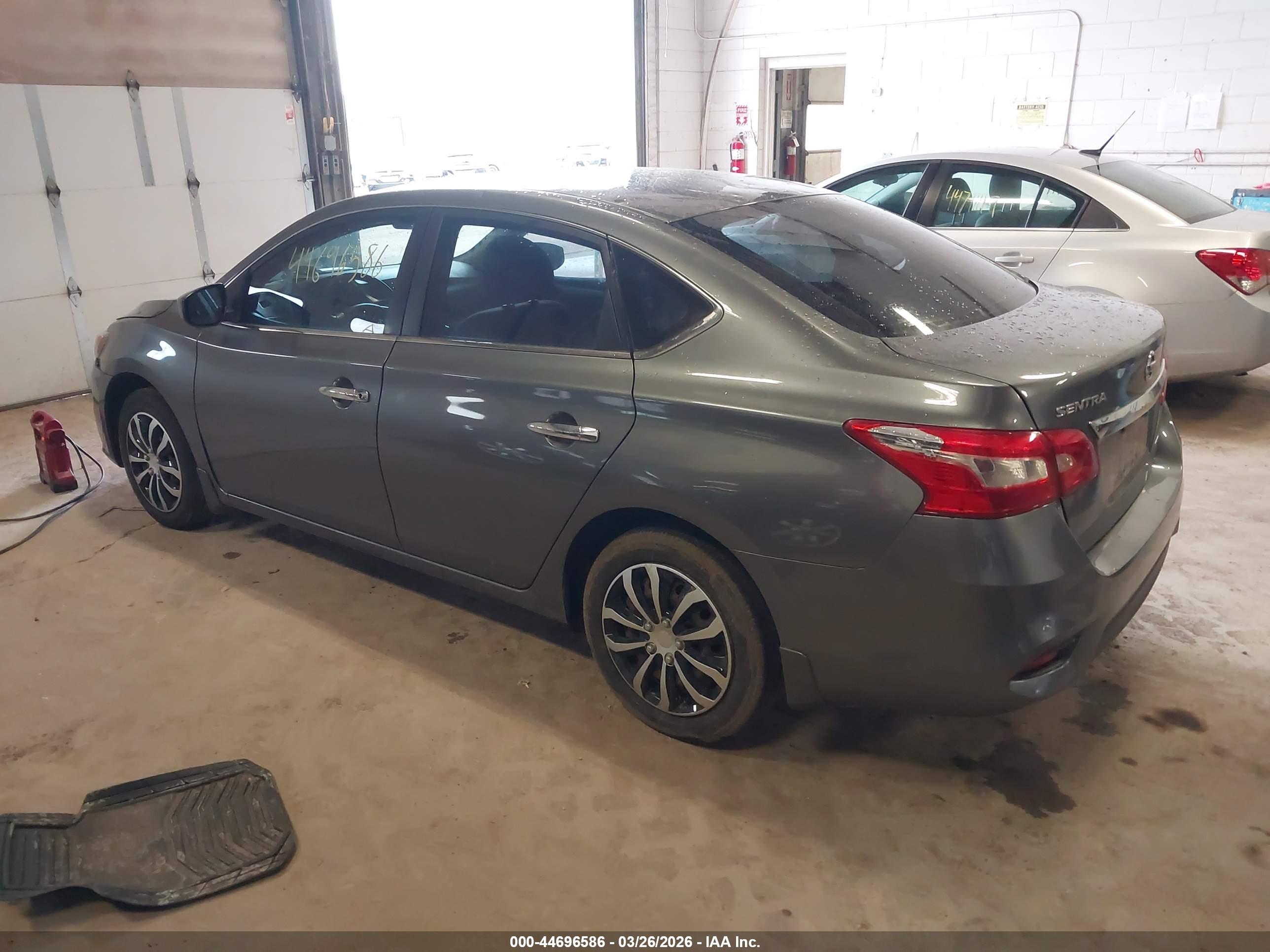 NISSAN SENTRA image 3