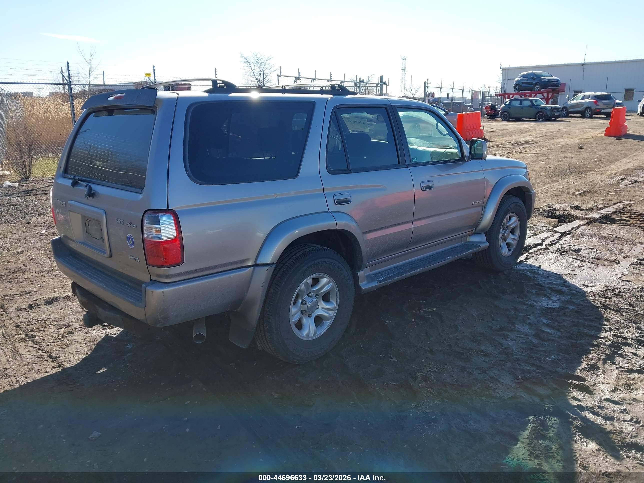 TOYOTA 4RUNNER image 4