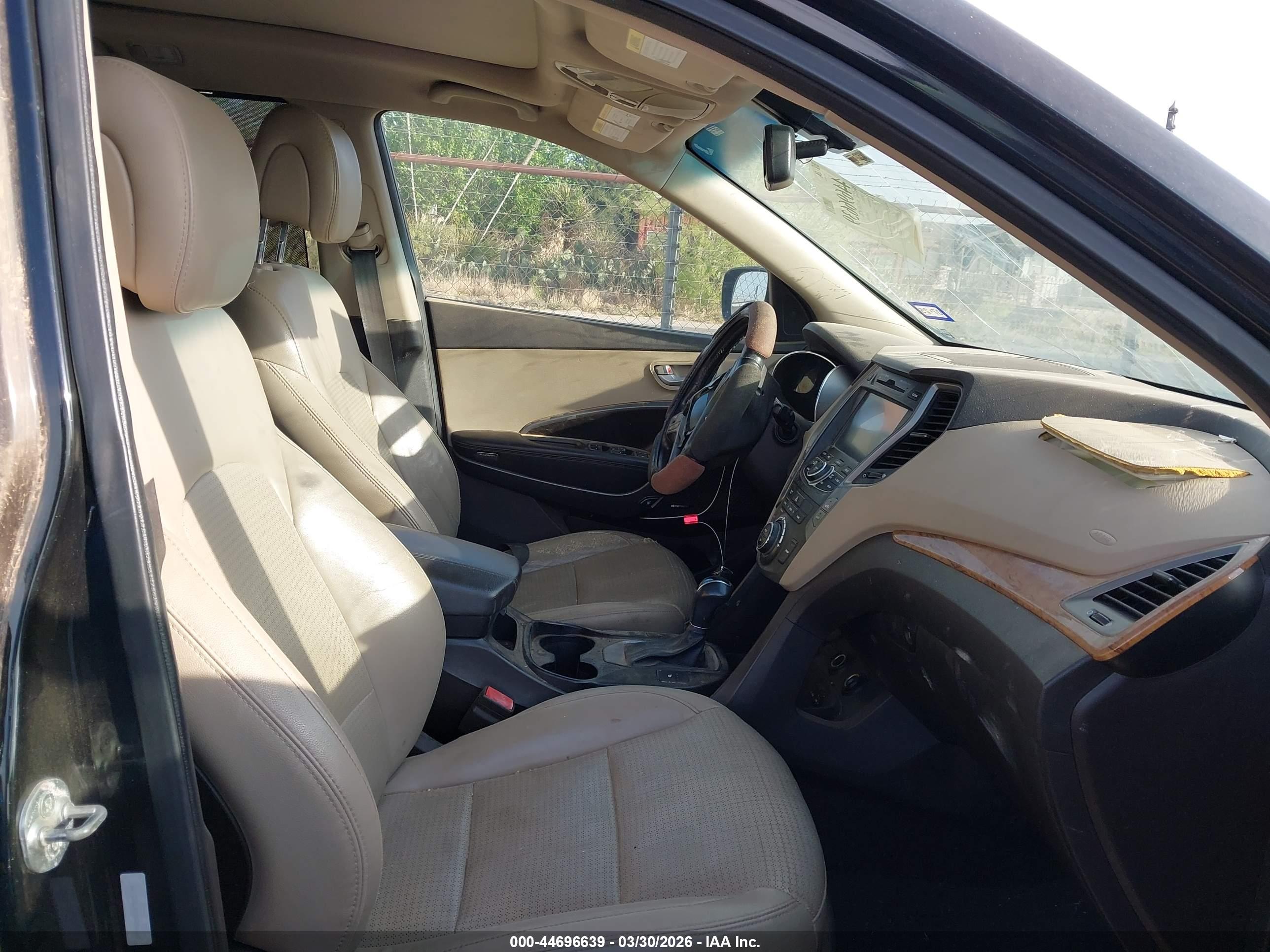 HYUNDAI SANTA image 5