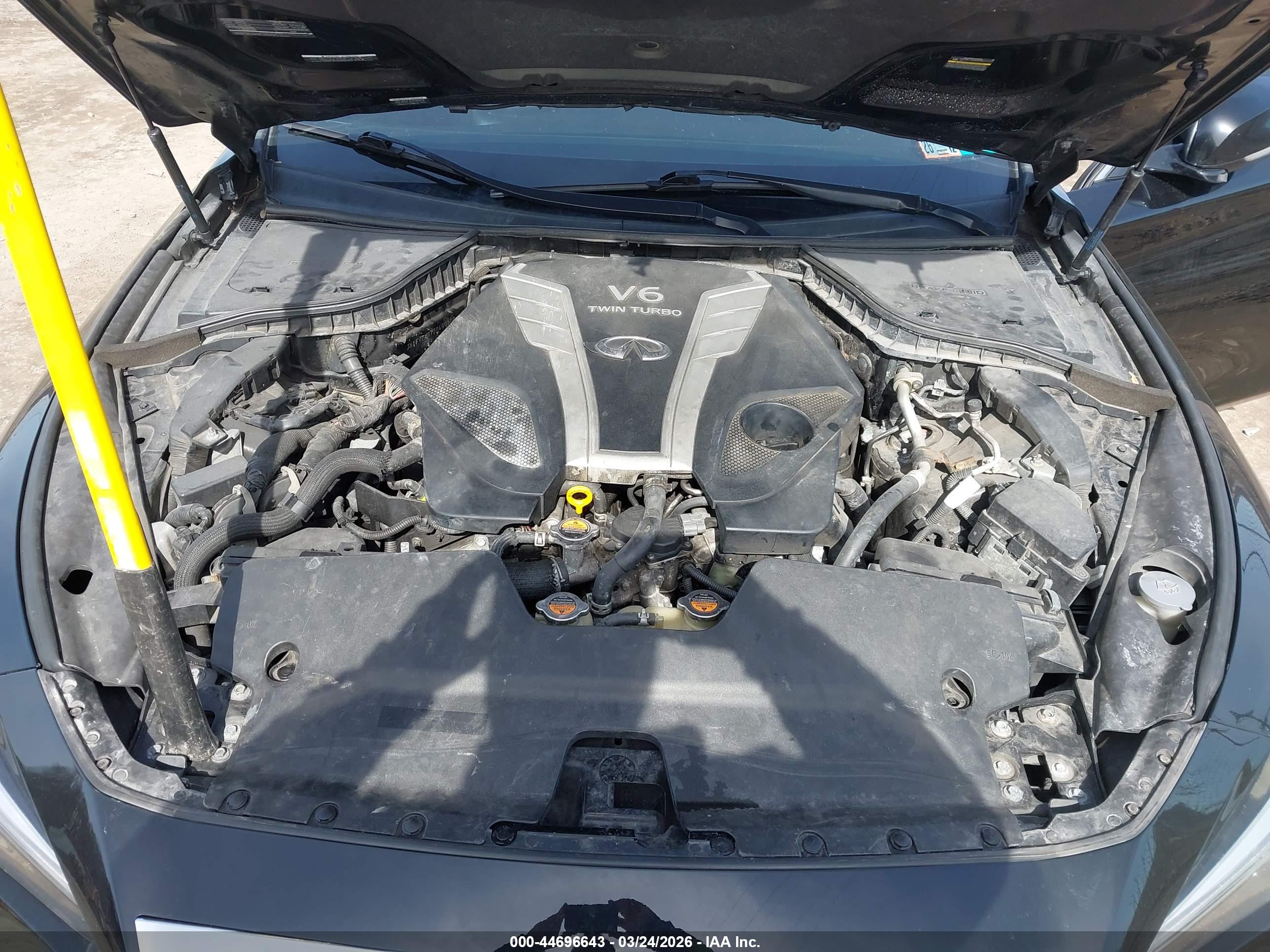 INFINITI Q50 image 10