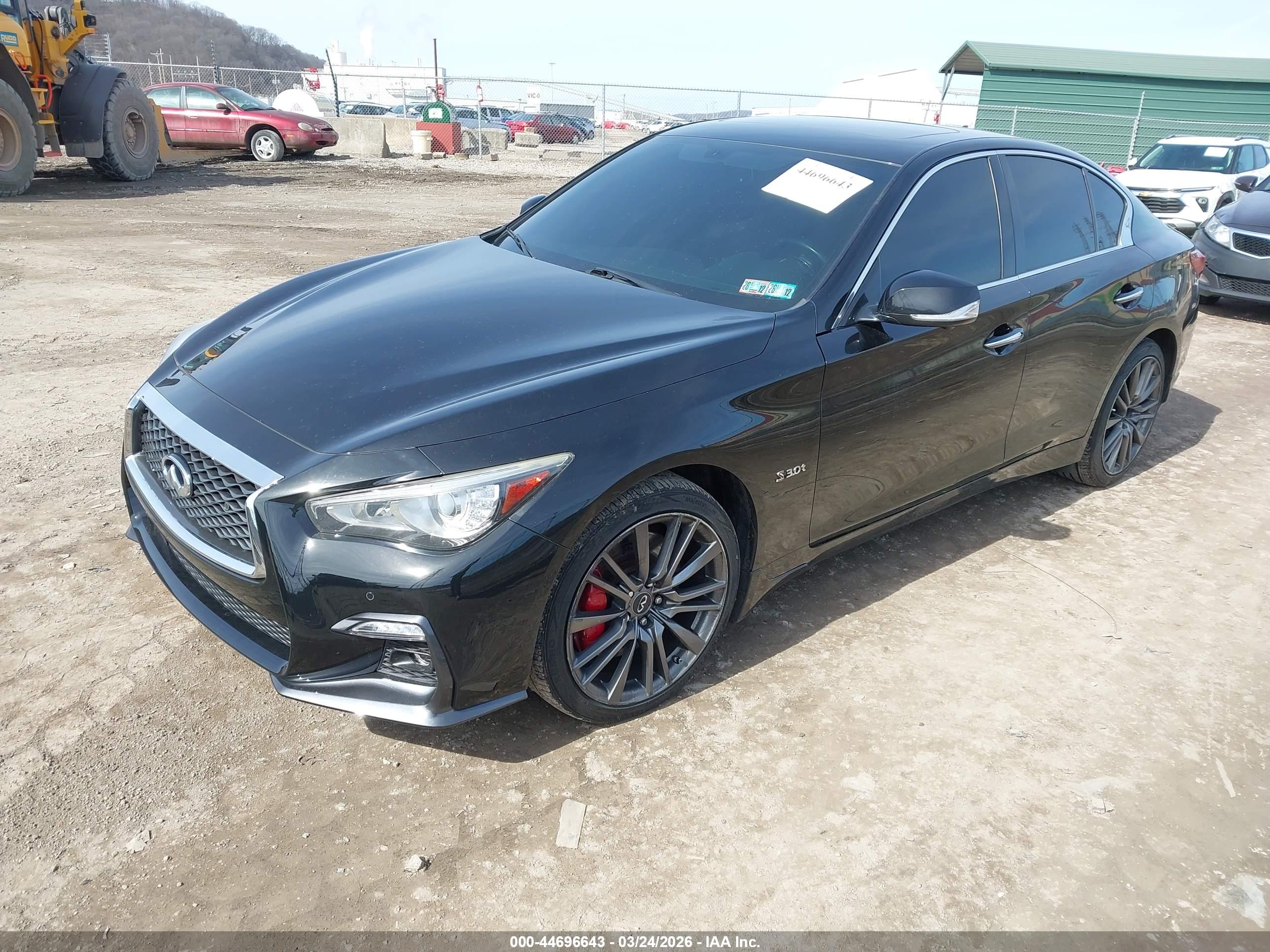 INFINITI Q50 image 2