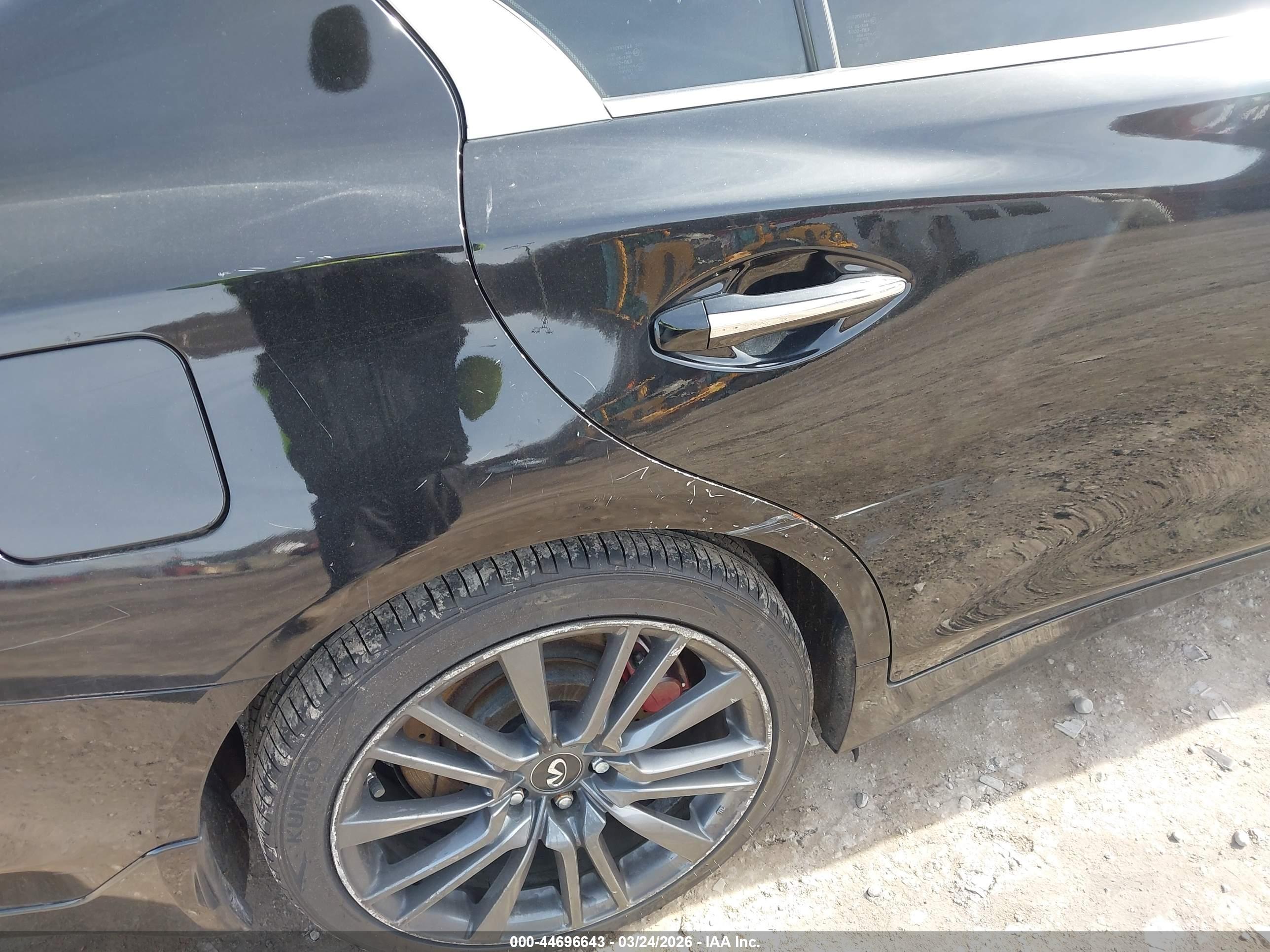 INFINITI Q50 image 6