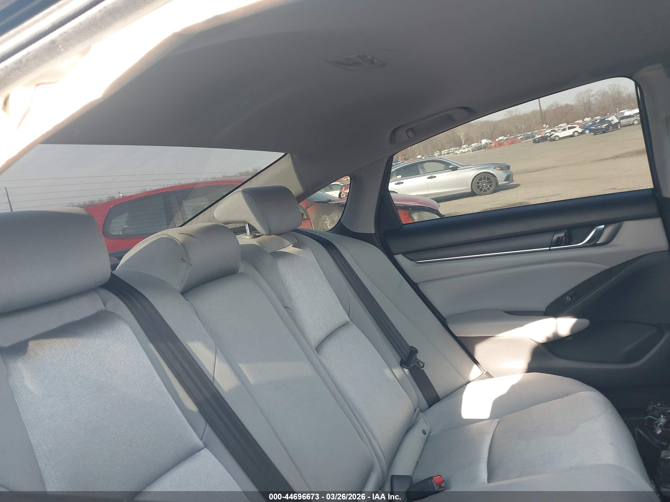 HONDA ACCORD image 8