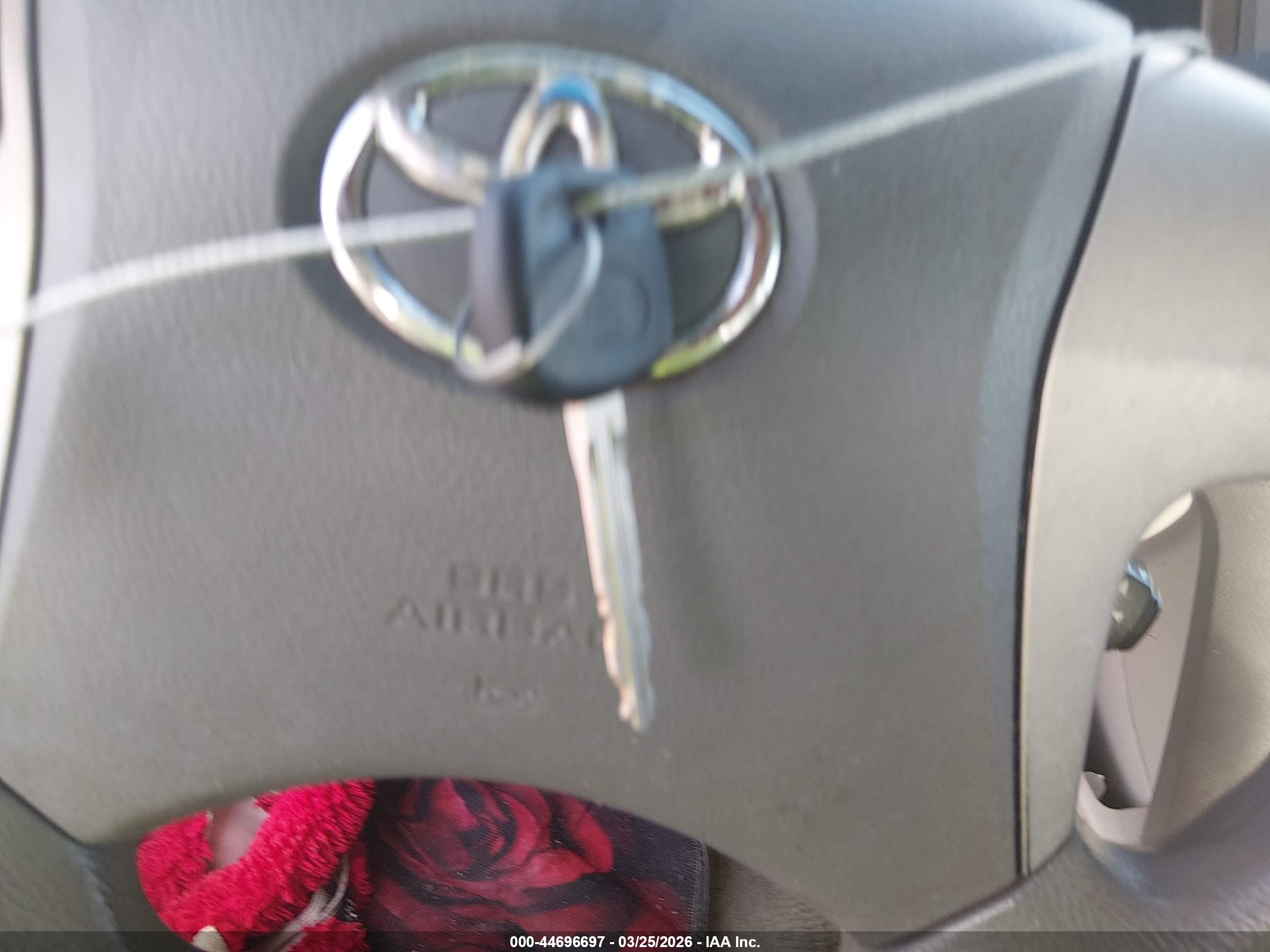 TOYOTA CAMRY image 11