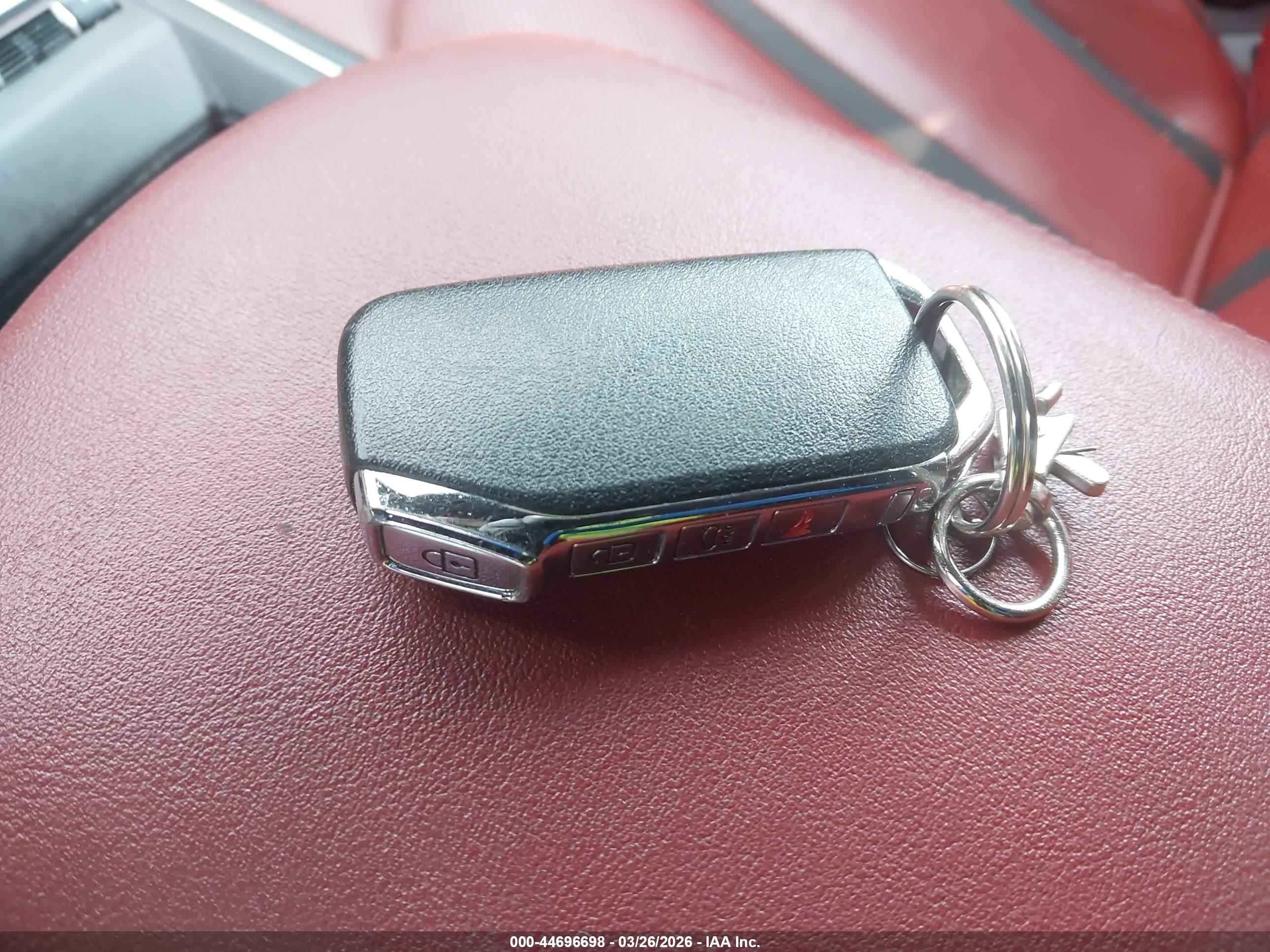KIA K5 image 11