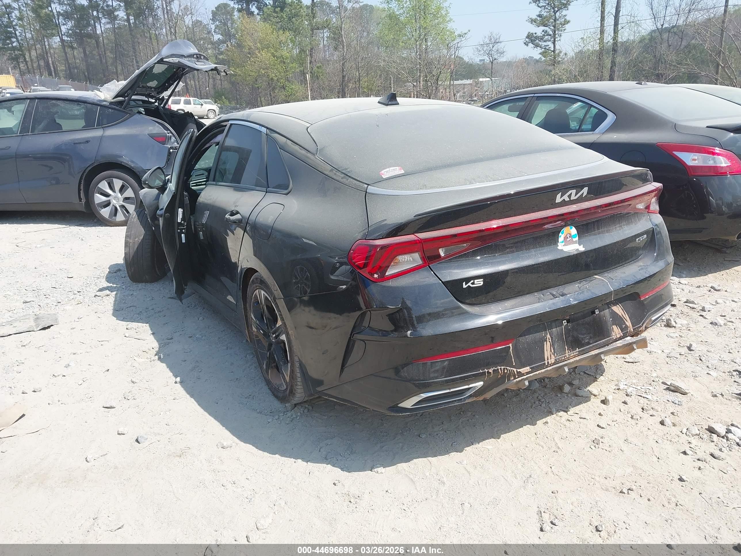 KIA K5 image 3
