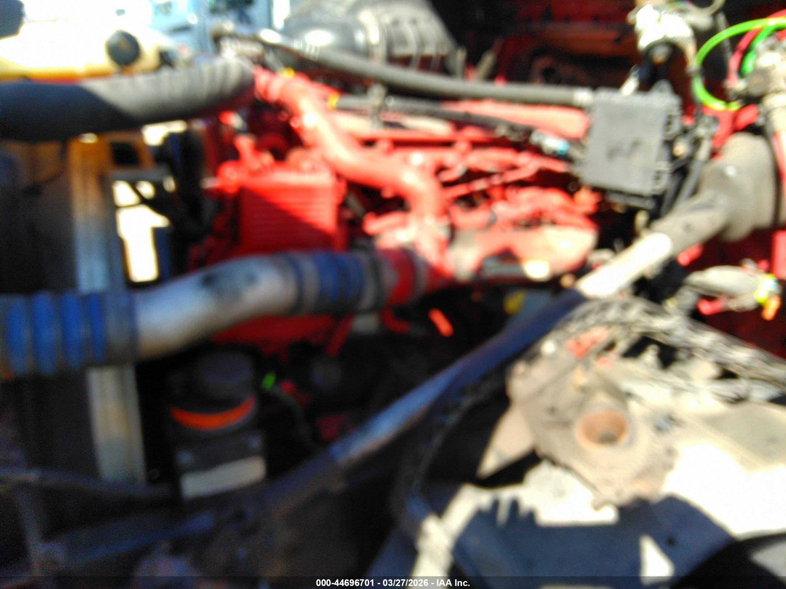 VOLVO VN image 10