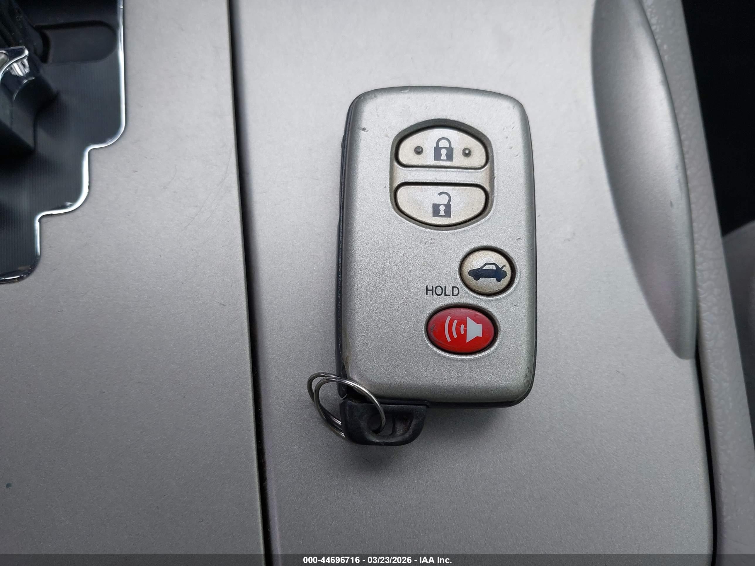 TOYOTA CAMRY image 11