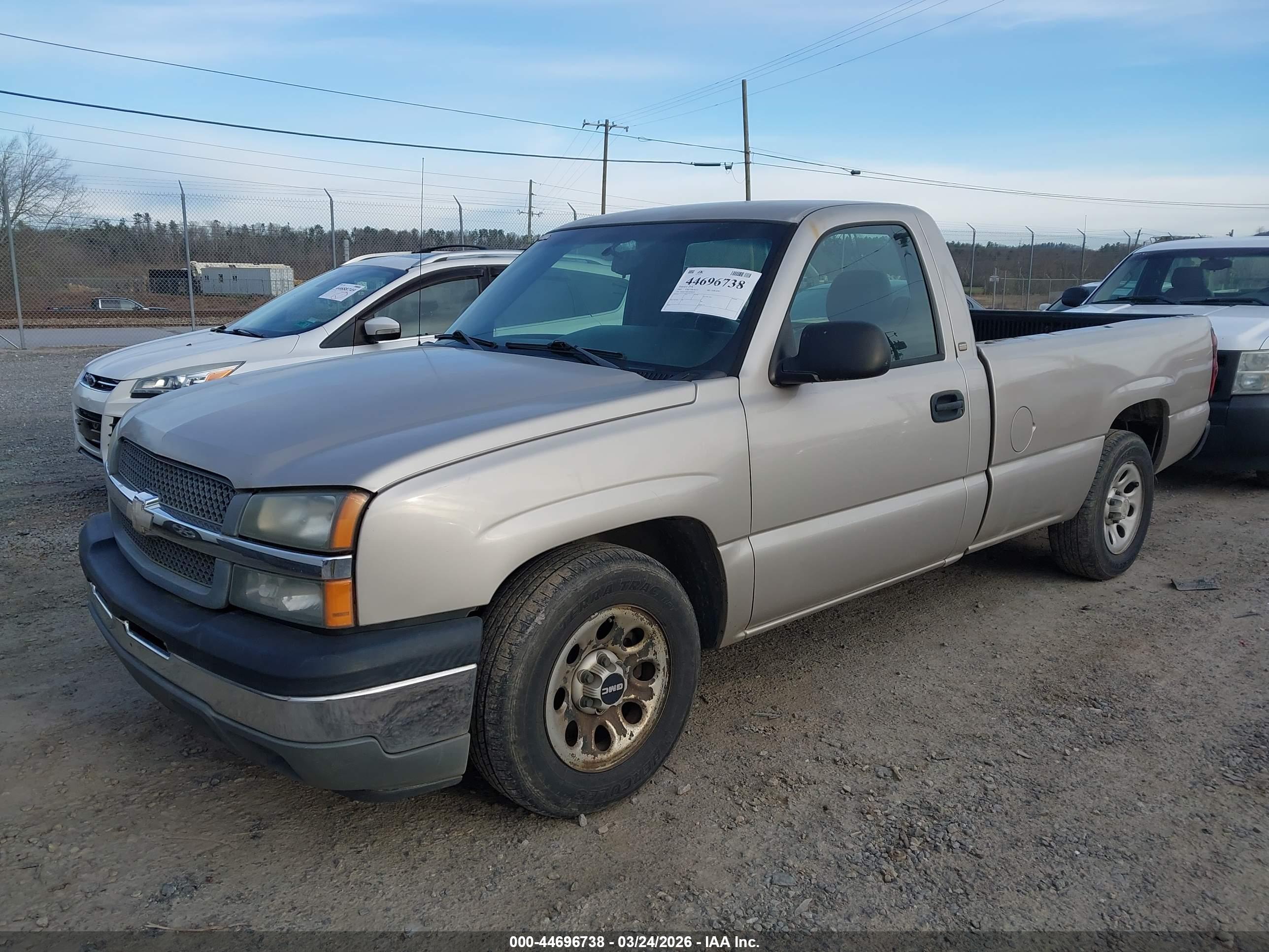 CHEVROLET SILVERADO image 2