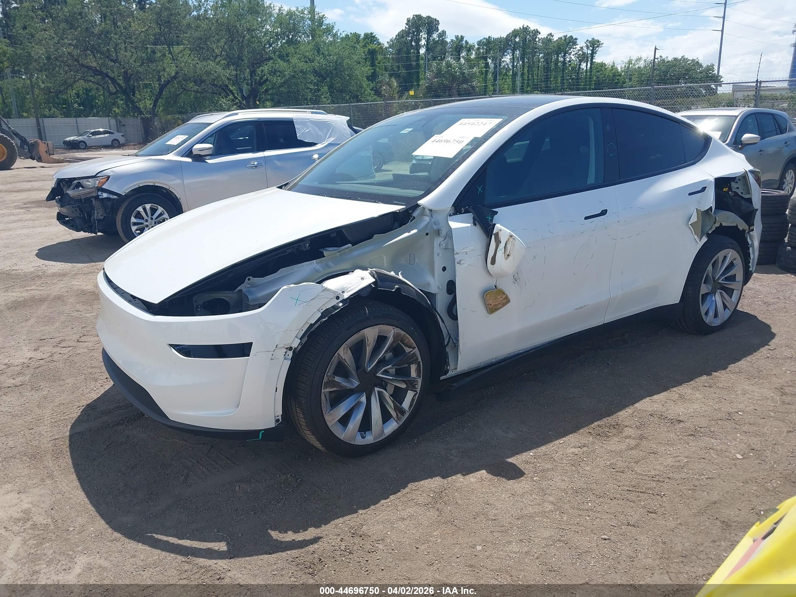 TESLA MODEL image 2