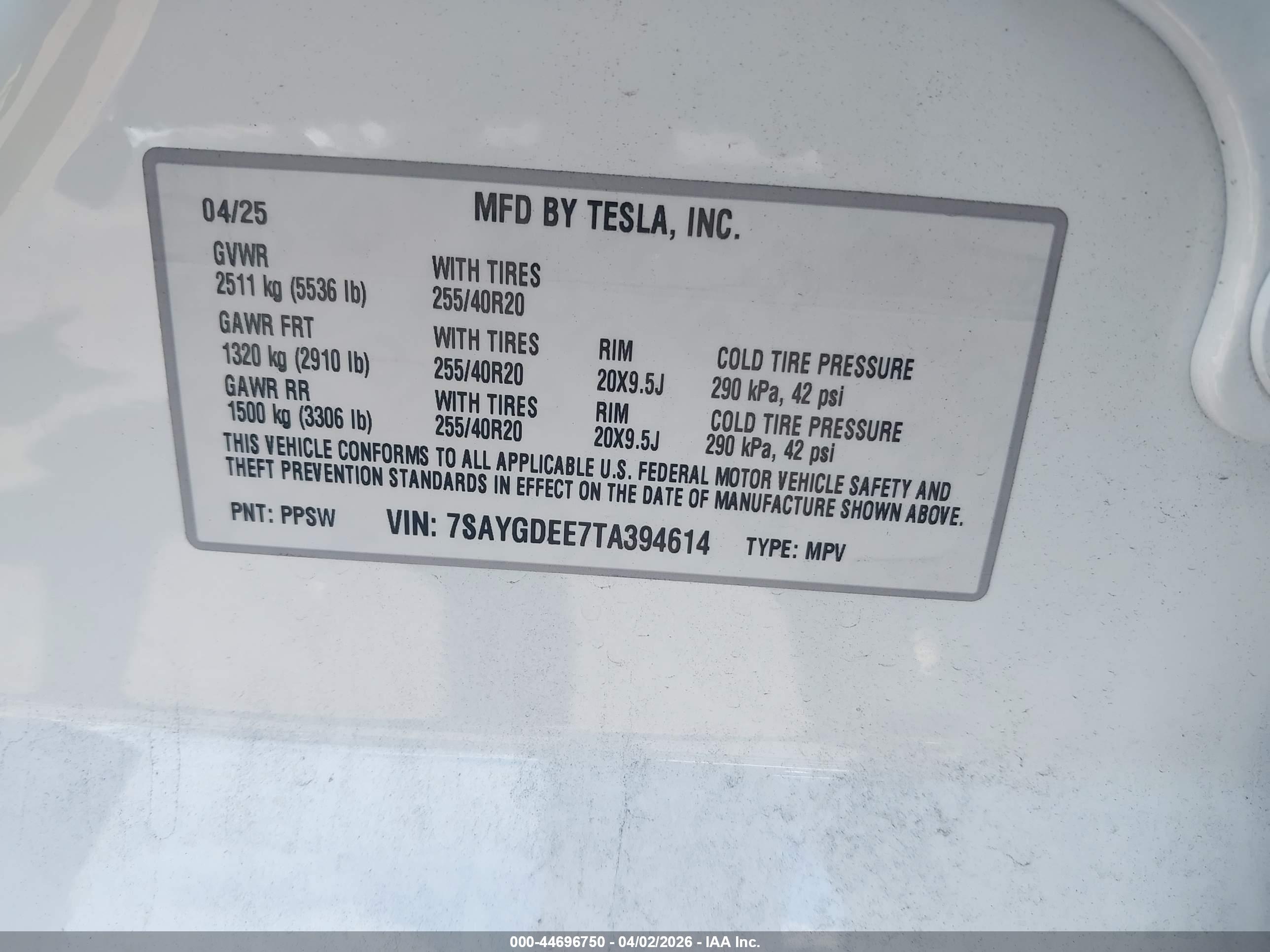 TESLA MODEL image 9