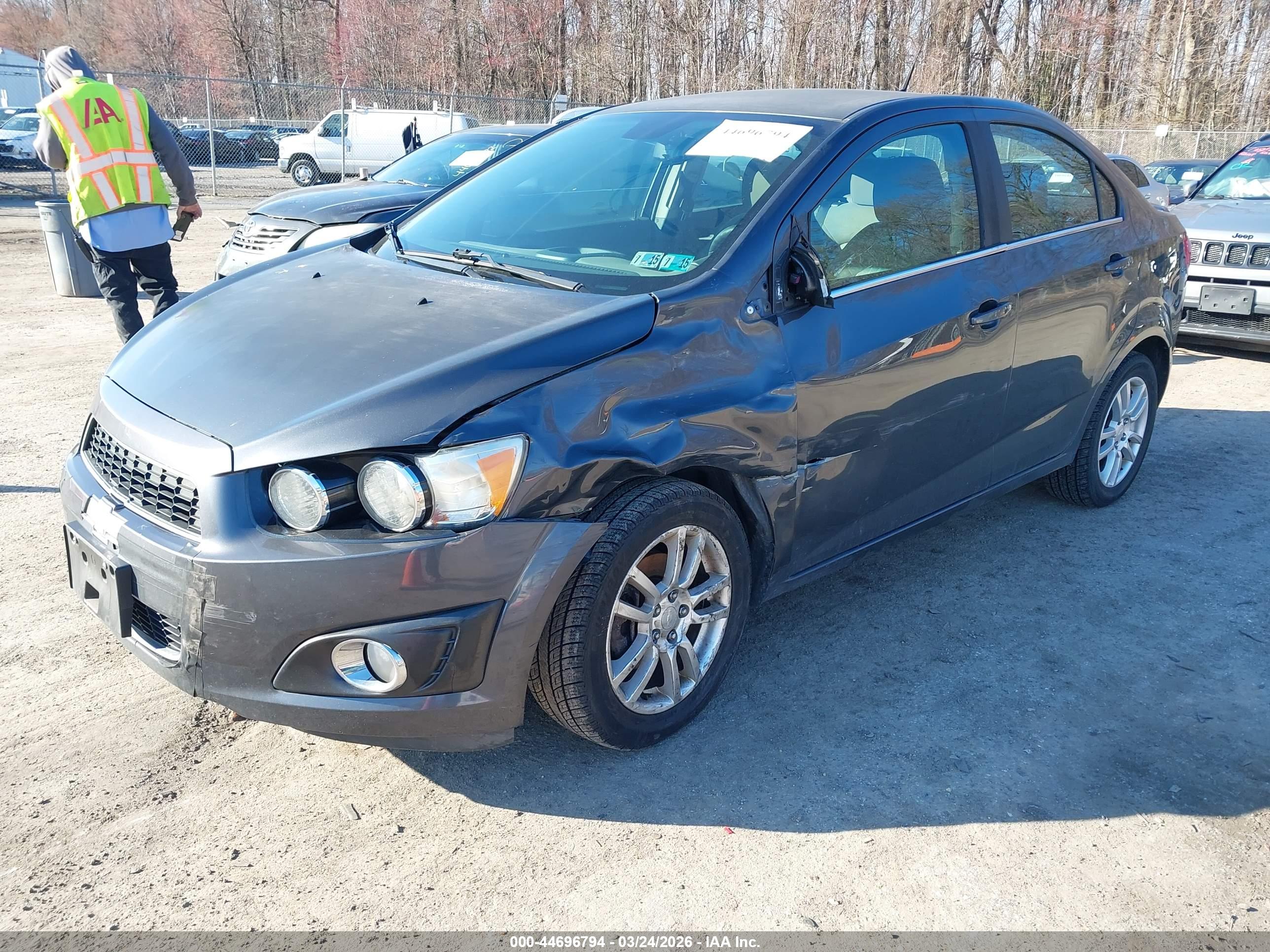 CHEVROLET SONIC image 2