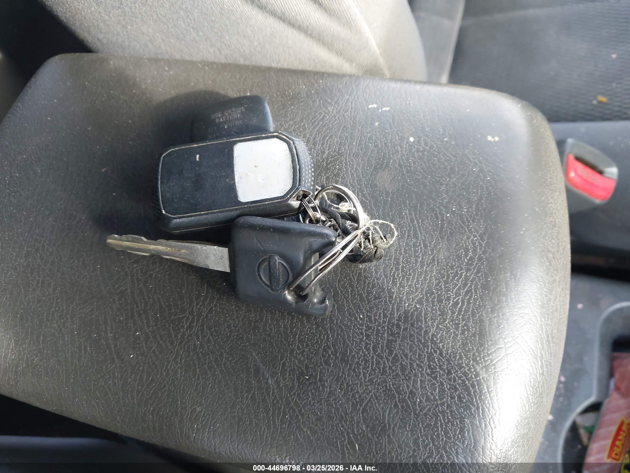 NISSAN FRONTIER image 11