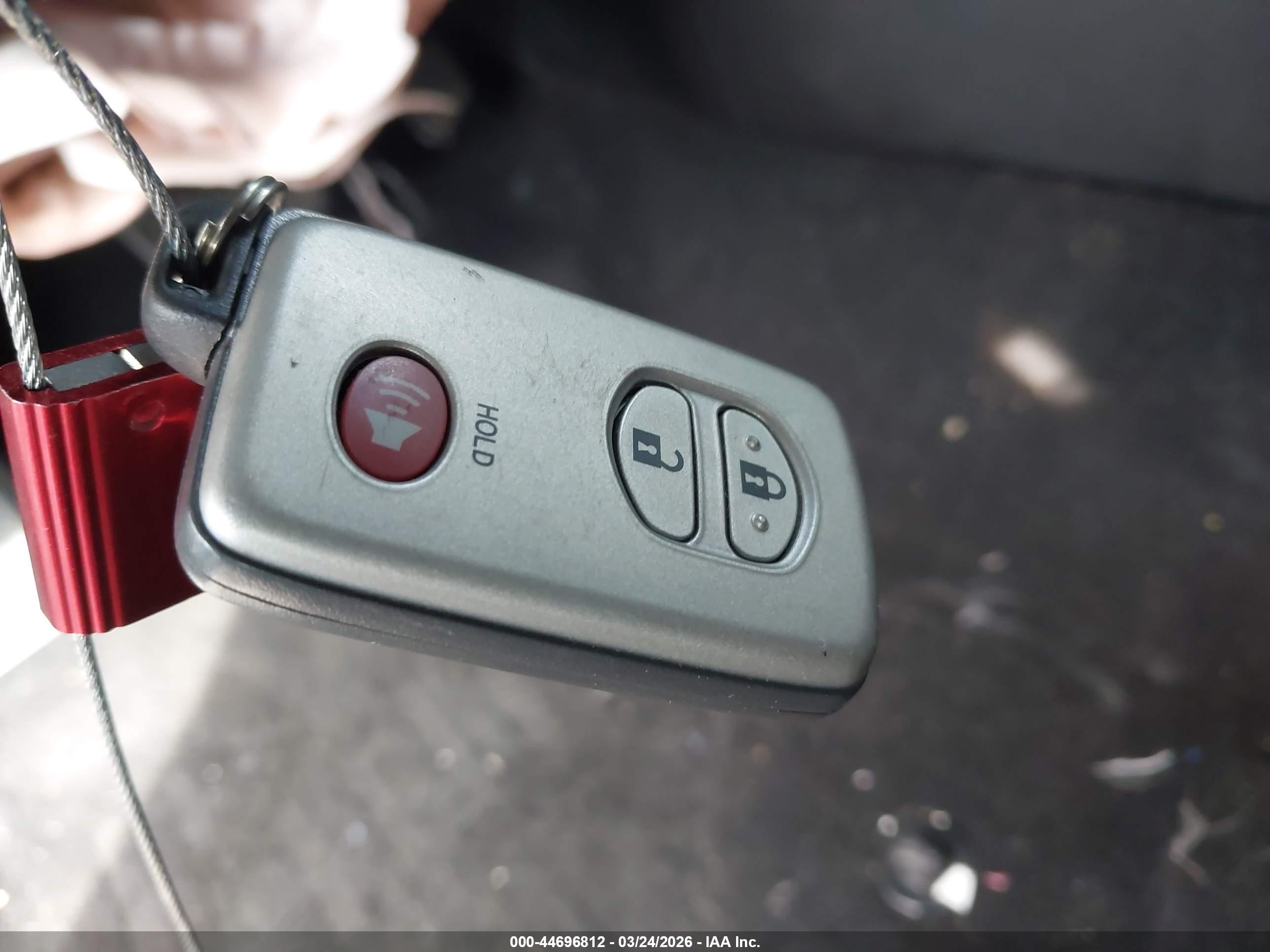 TOYOTA 4RUNNER image 11