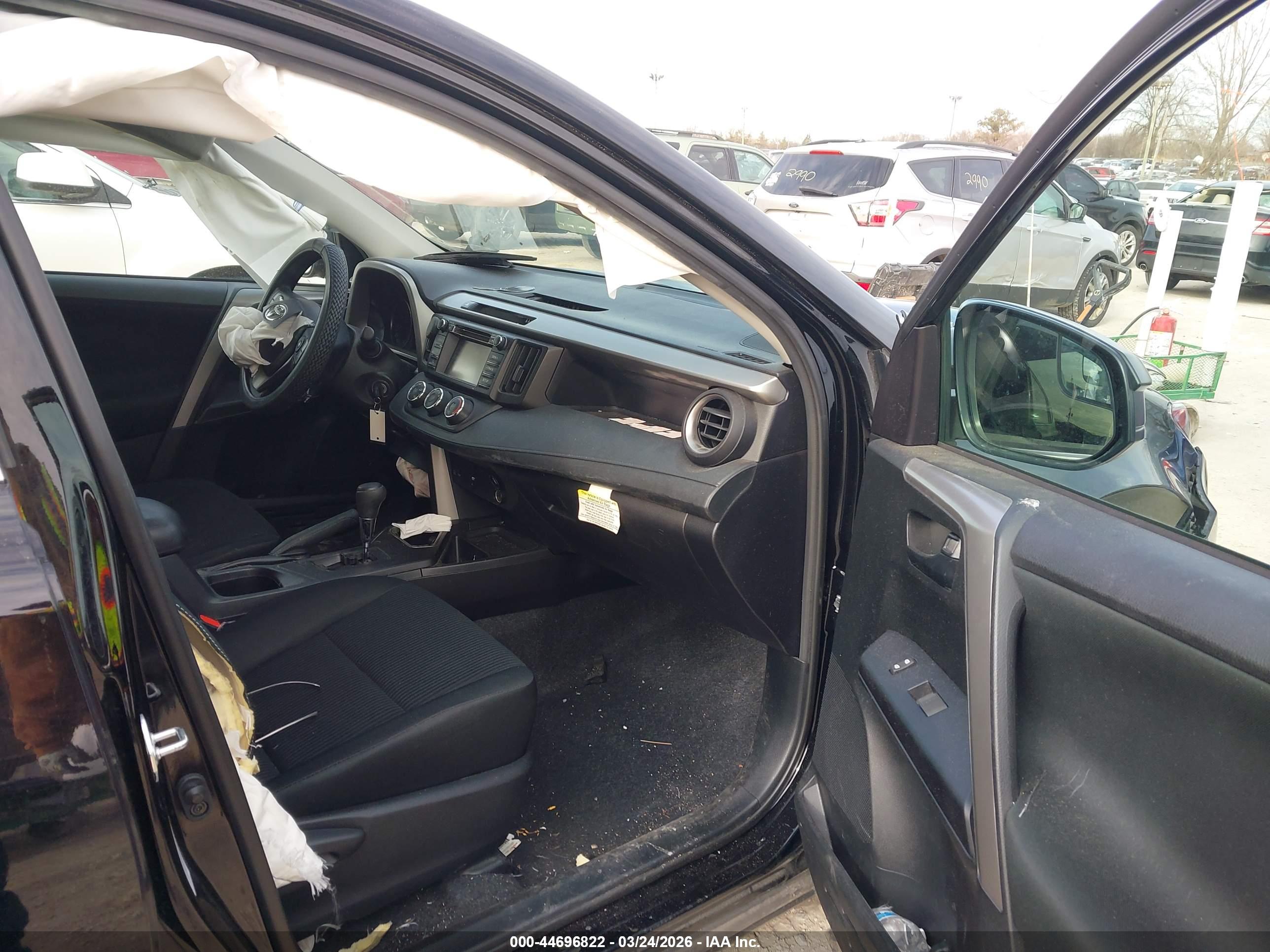 TOYOTA RAV4 image 5