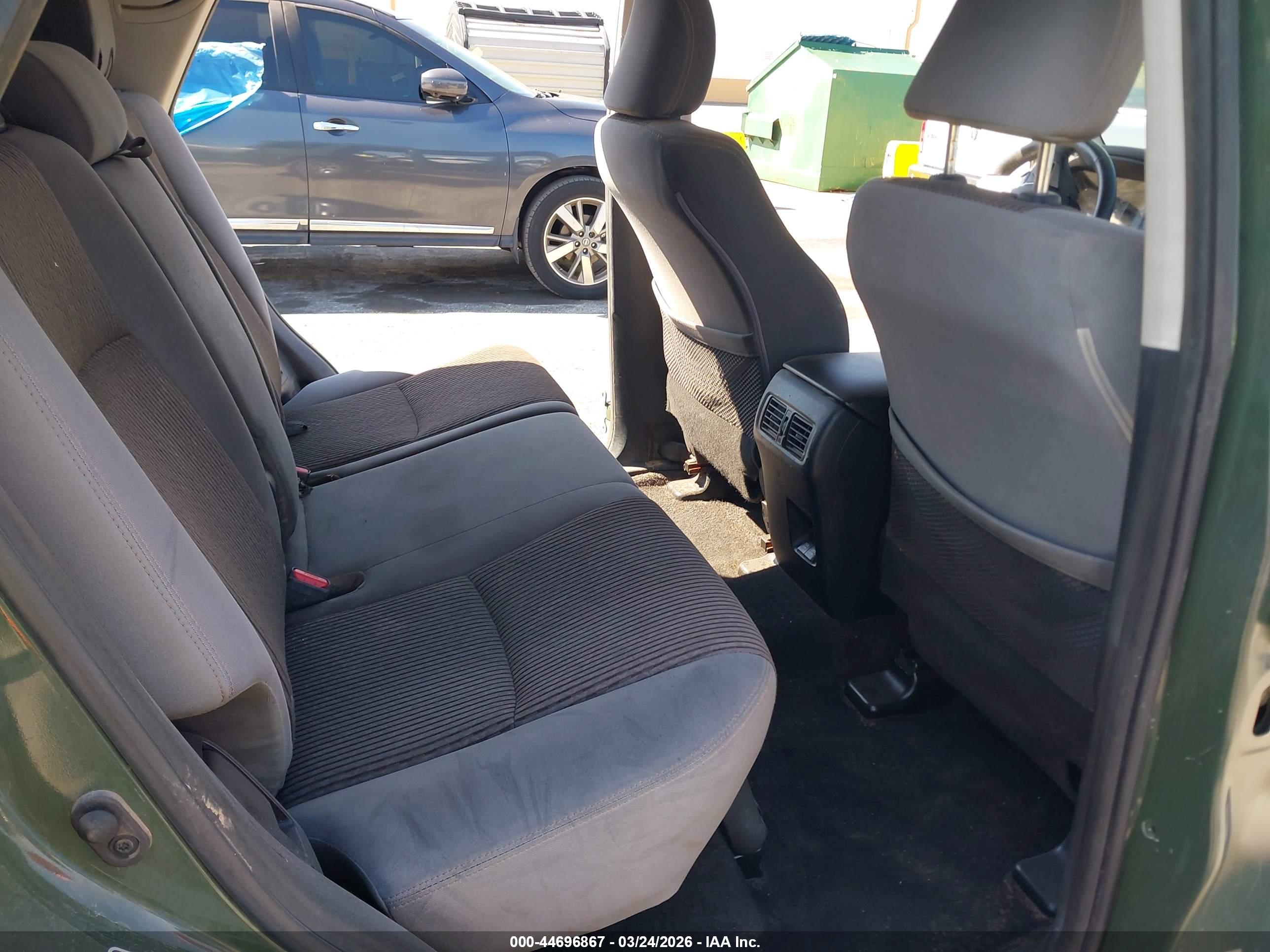 TOYOTA 4RUNNER image 8