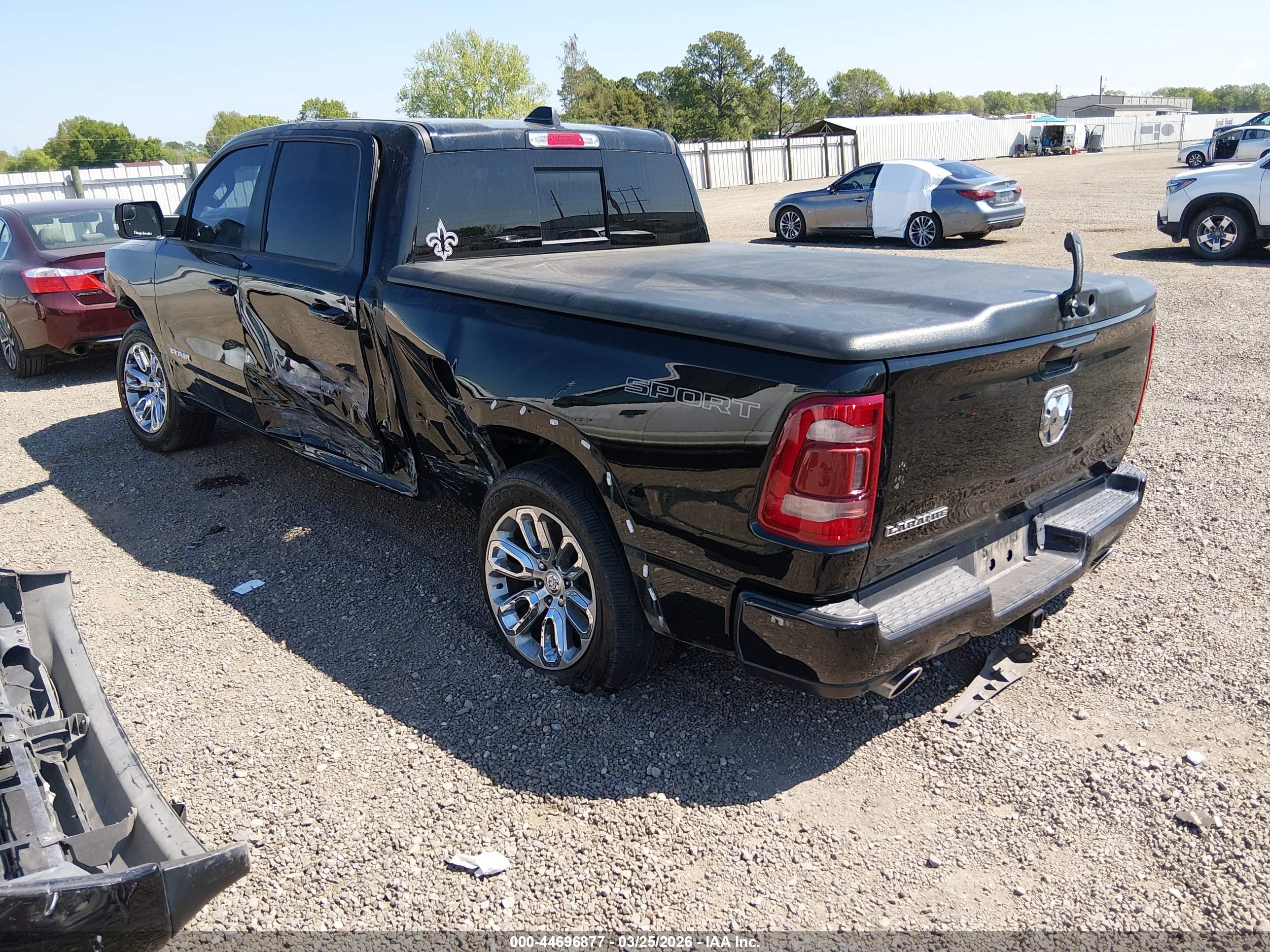 RAM 1500 image 3