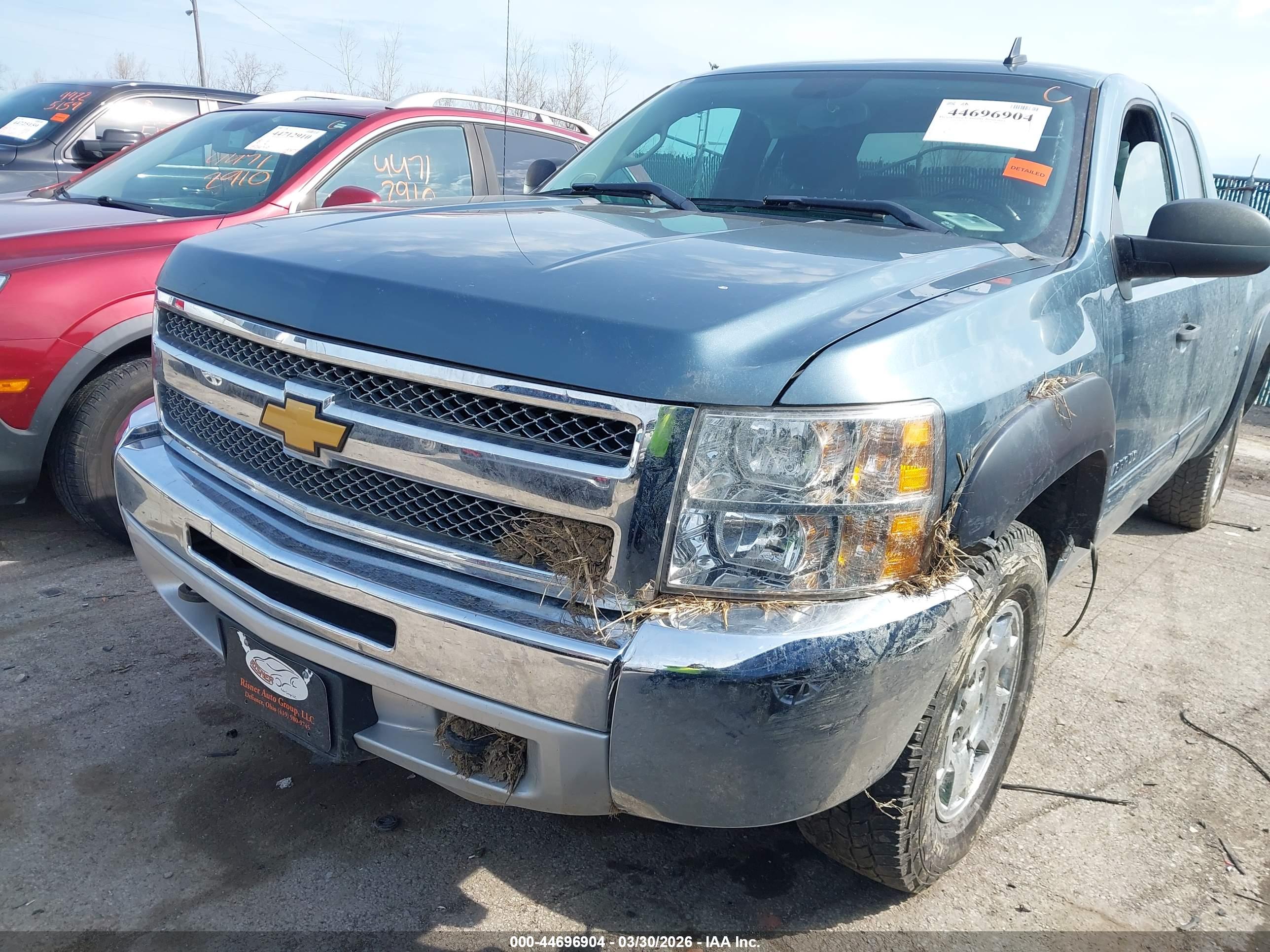 CHEVROLET SILVERADO image 6