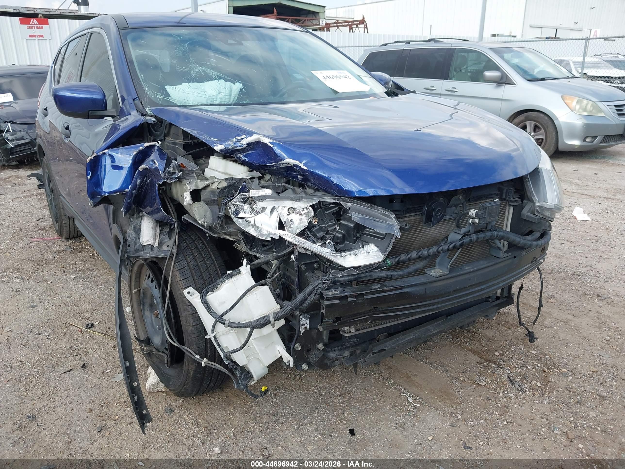 NISSAN ROGUE image 6