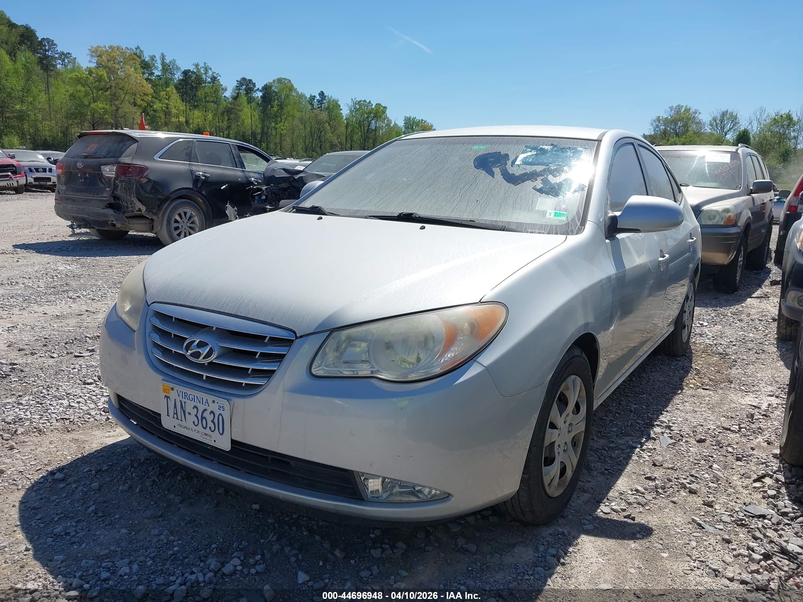 HYUNDAI ELANTRA image 2