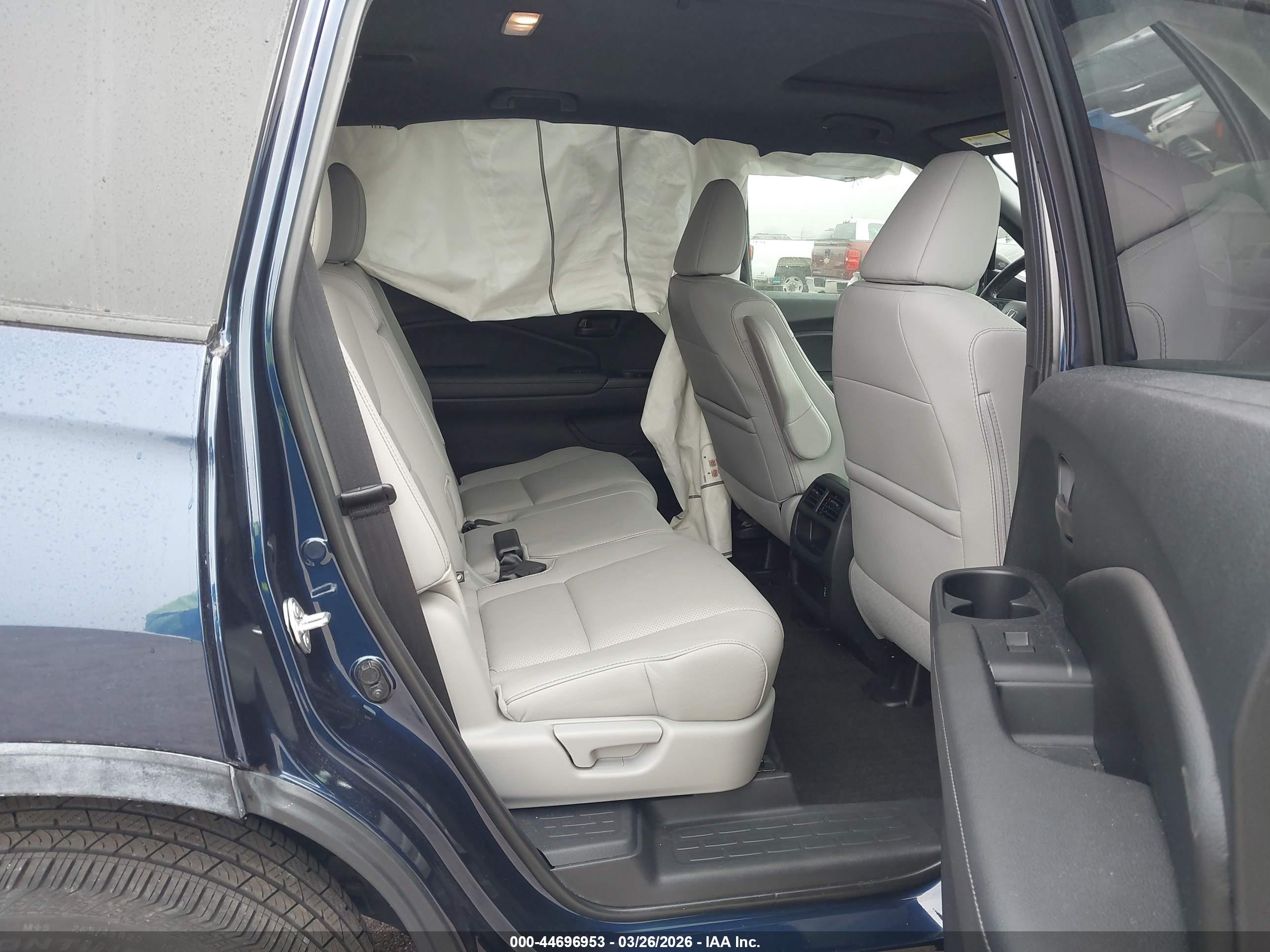 HONDA PASSPORT image 8