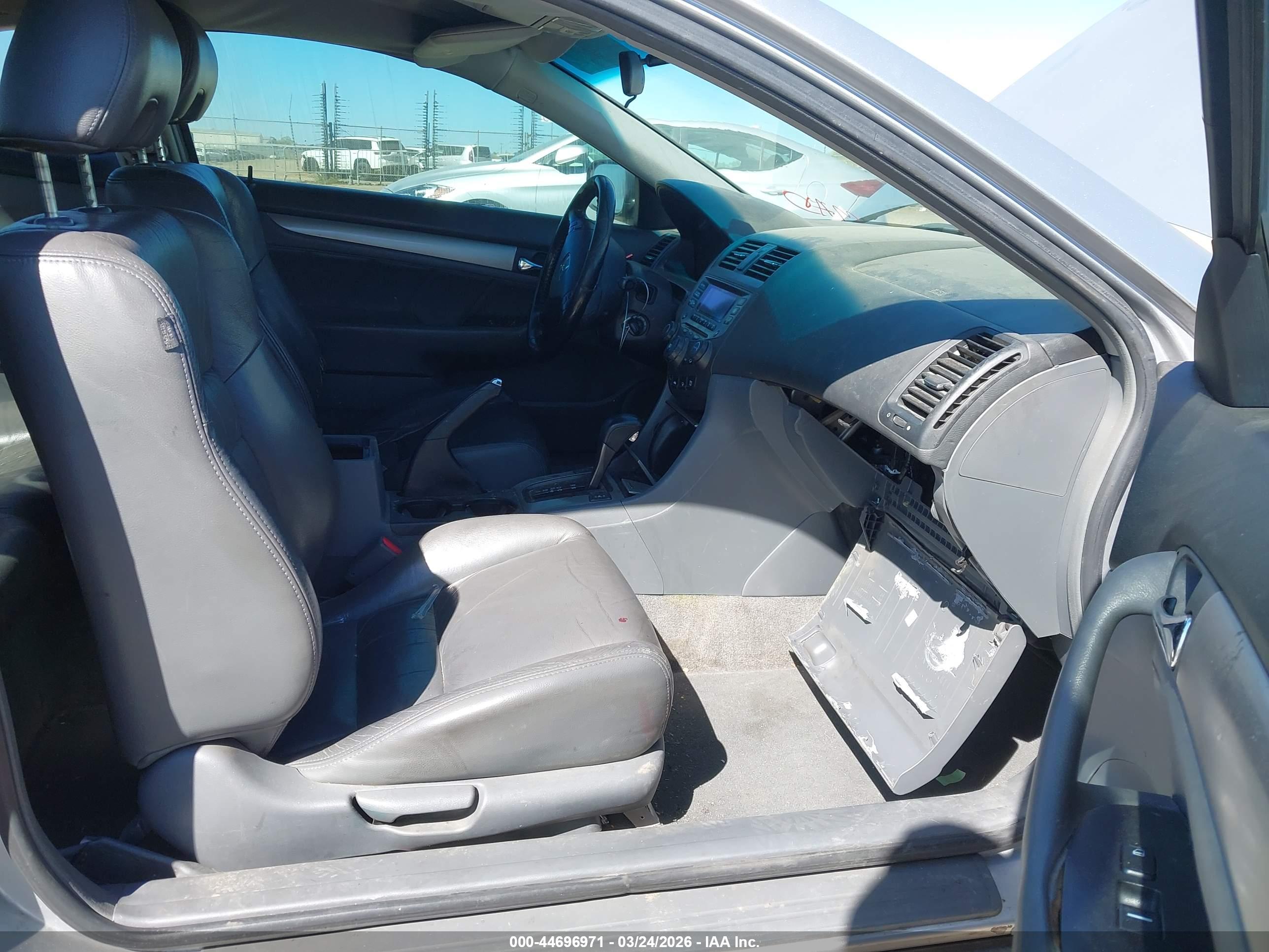 HONDA ACCORD image 5