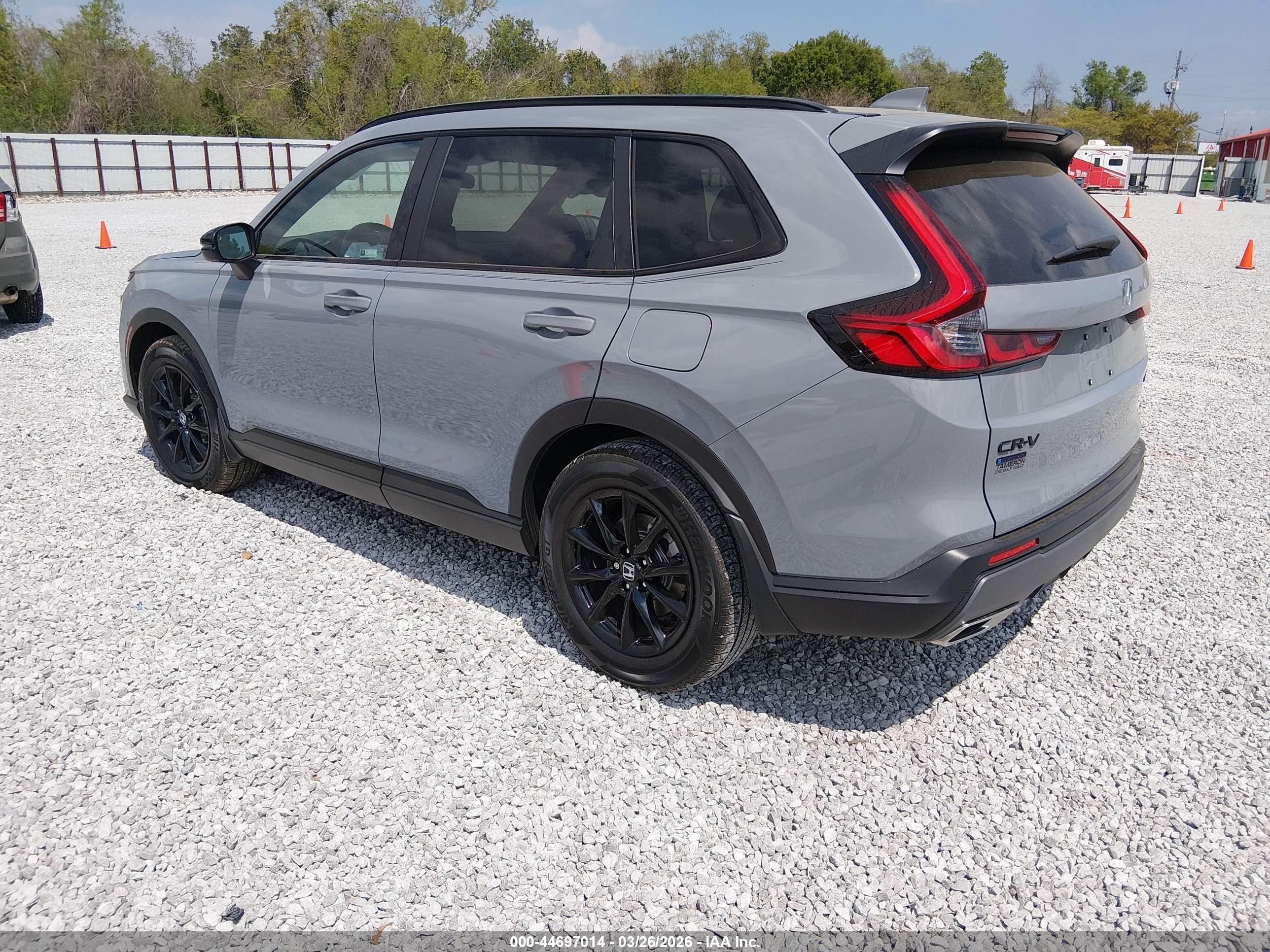 HONDA CR-V image 3