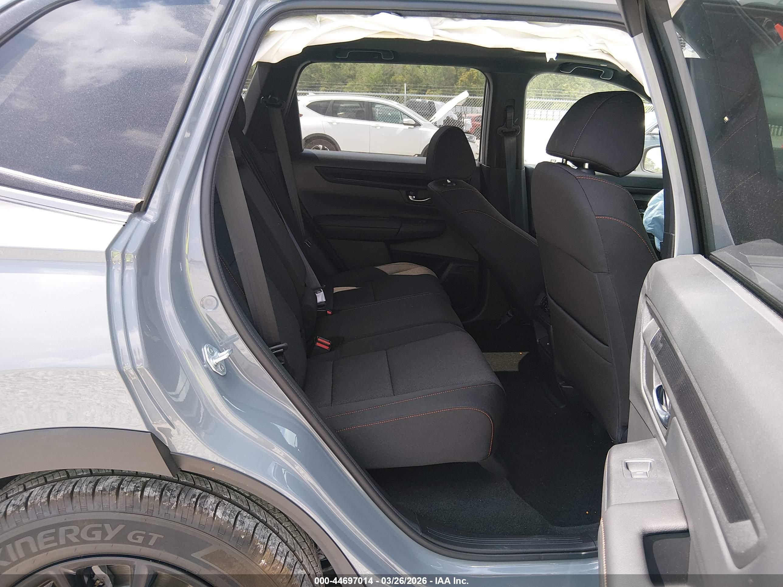 HONDA CR-V image 8
