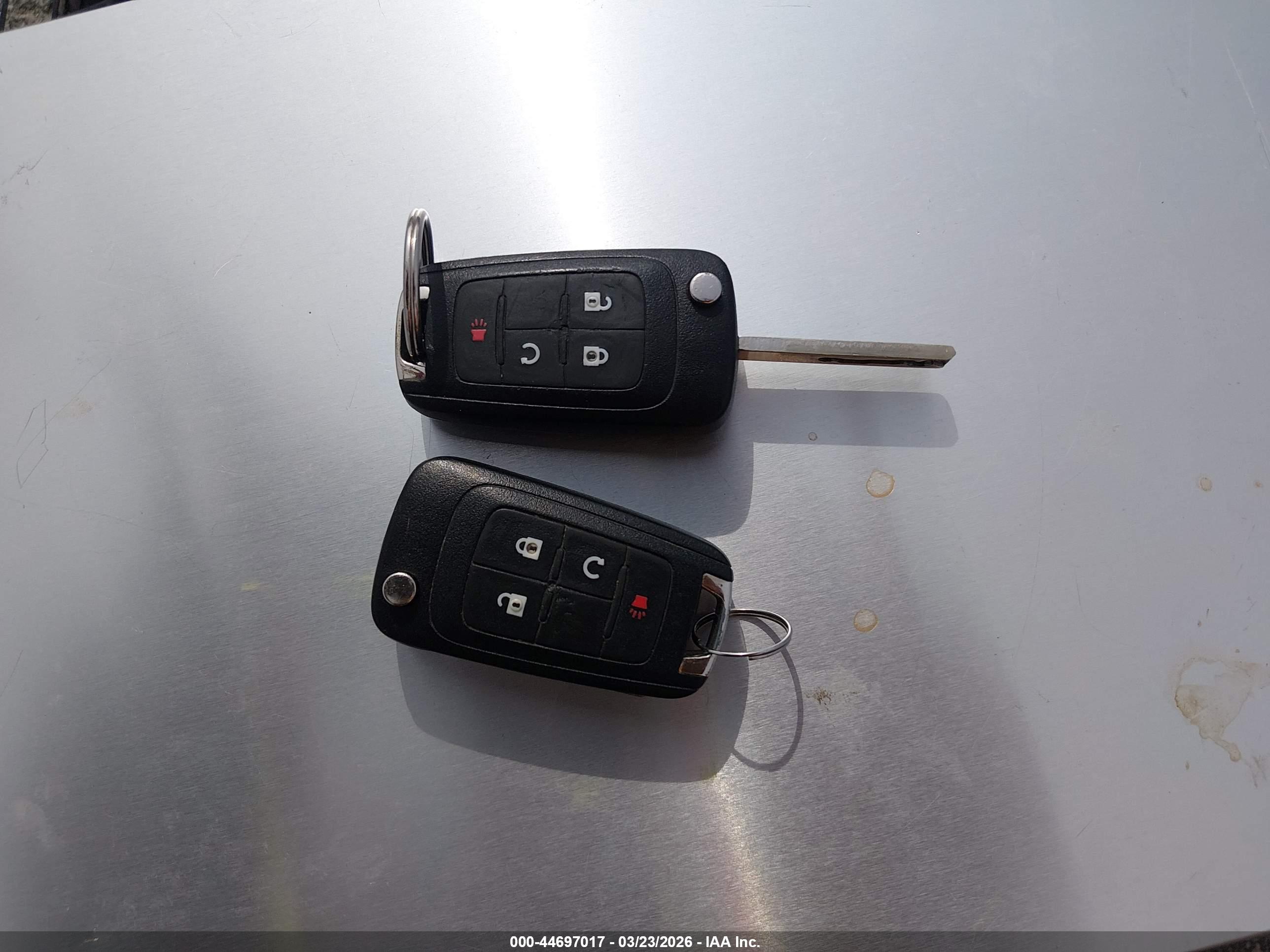 CHEVROLET EQUINOX image 11