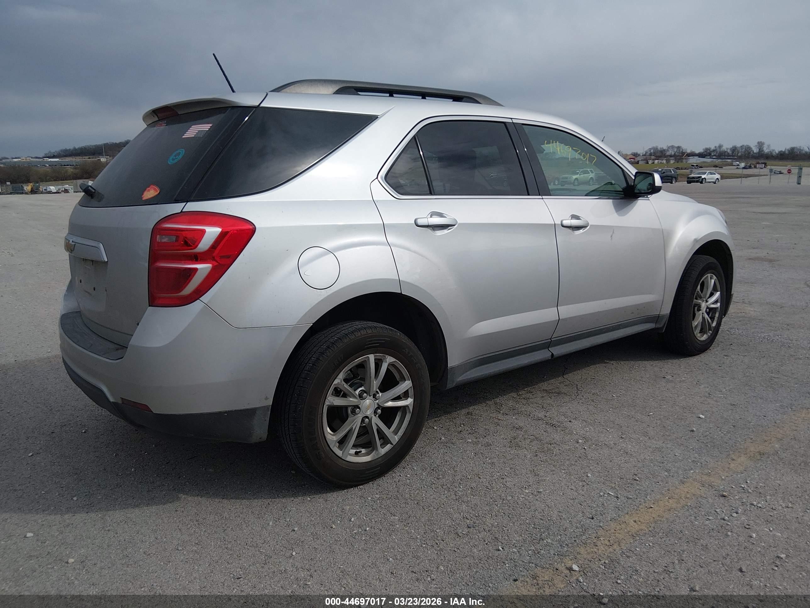 CHEVROLET EQUINOX image 4