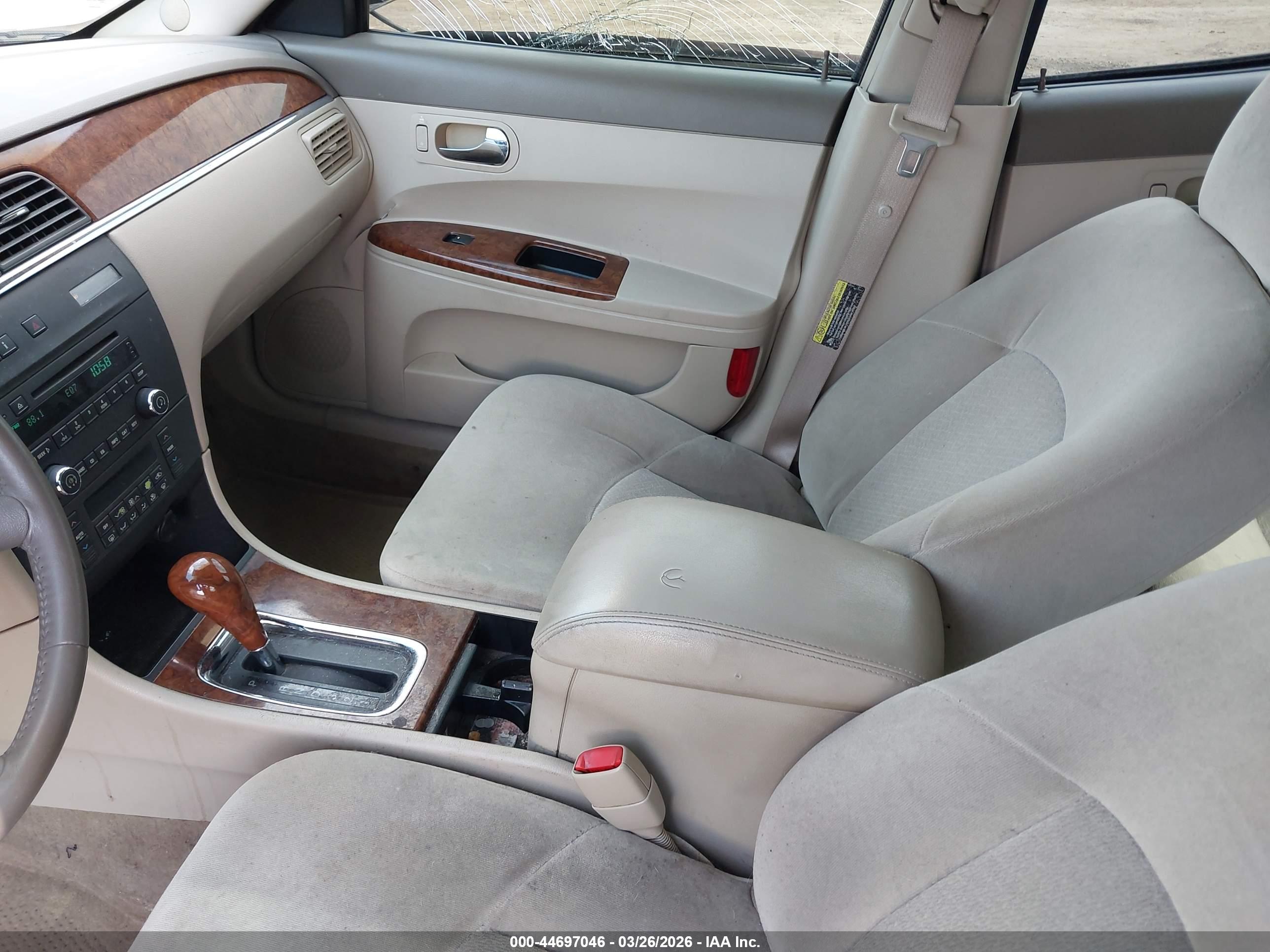 BUICK LACROSSE image 5